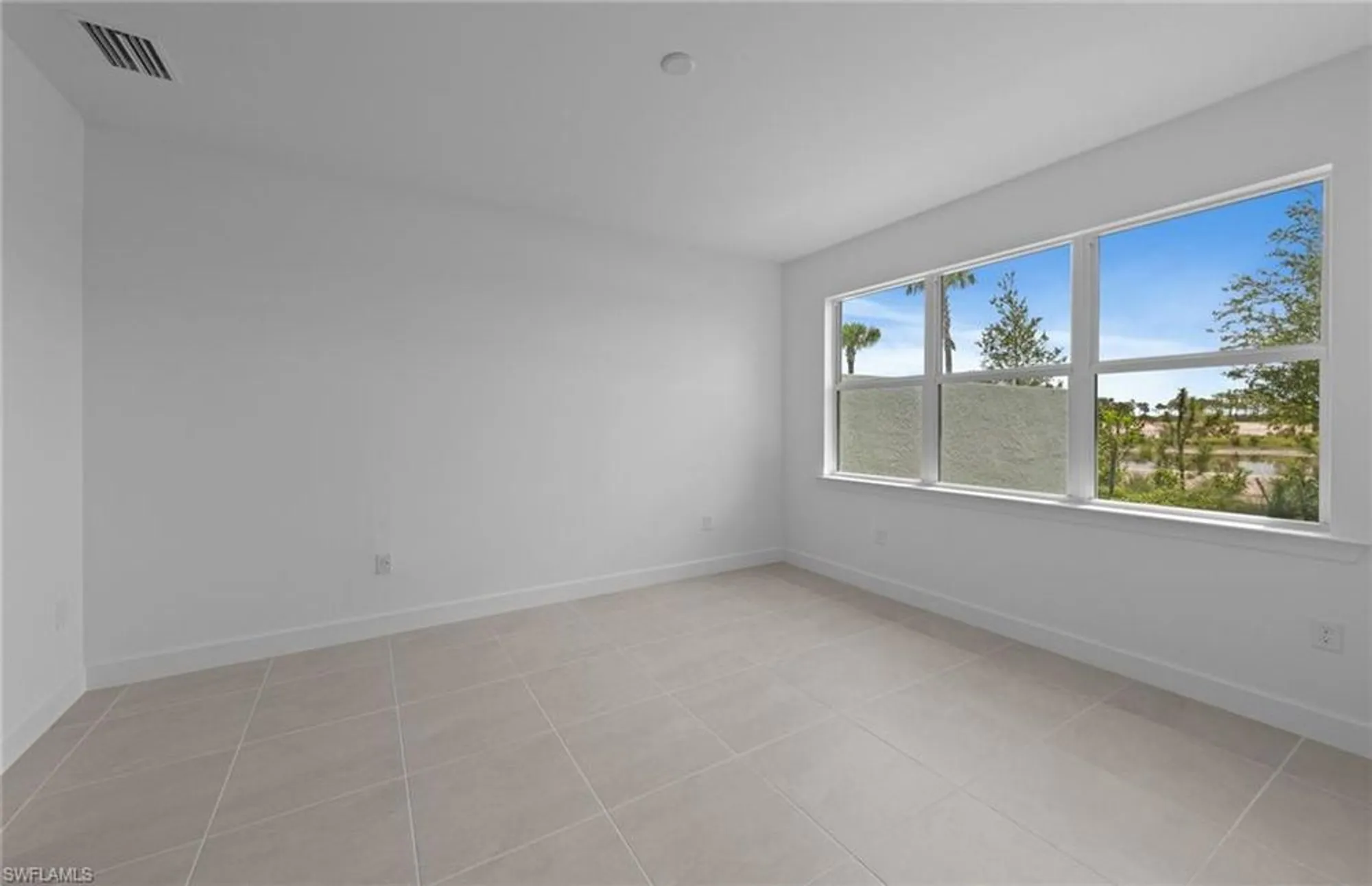 Property Slideshow image 9 of 29 | 12661 pyrite ct, Alva, FL, 33920