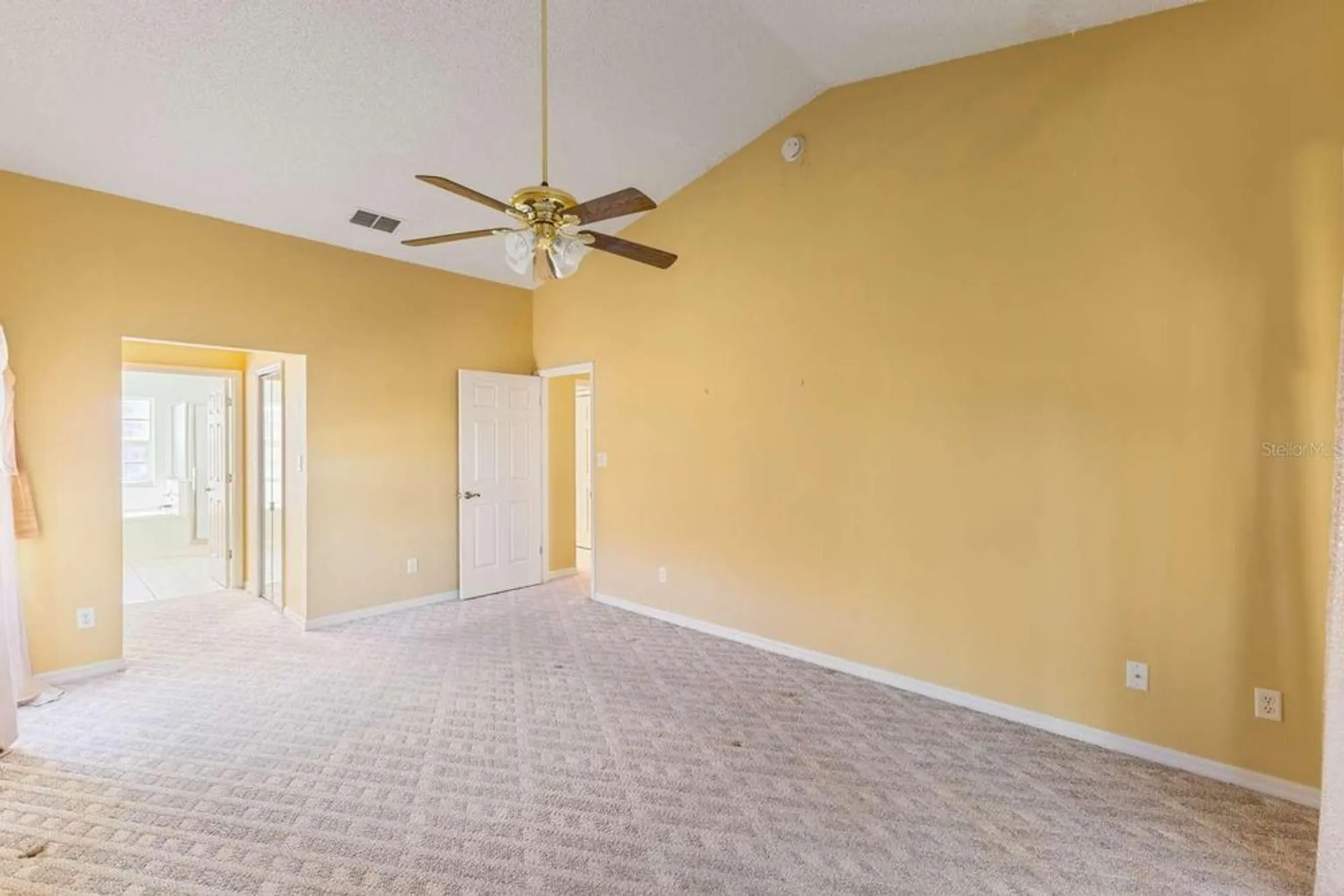 Property Slideshow image 5 of 29 | 24725 brightwater ct, Leesburg, FL, 34748