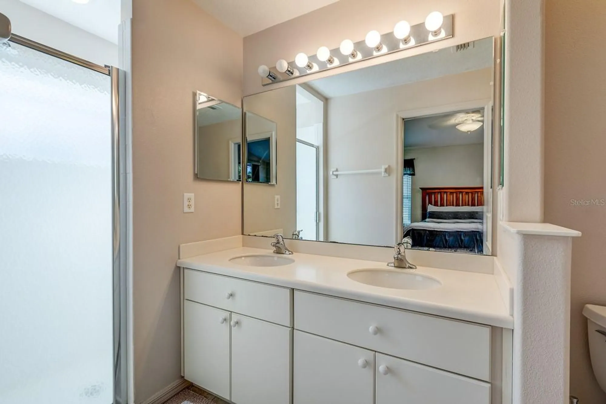 Property Slideshow image 12 of 20 | 5543 aurora dr, Leesburg, FL, 34748