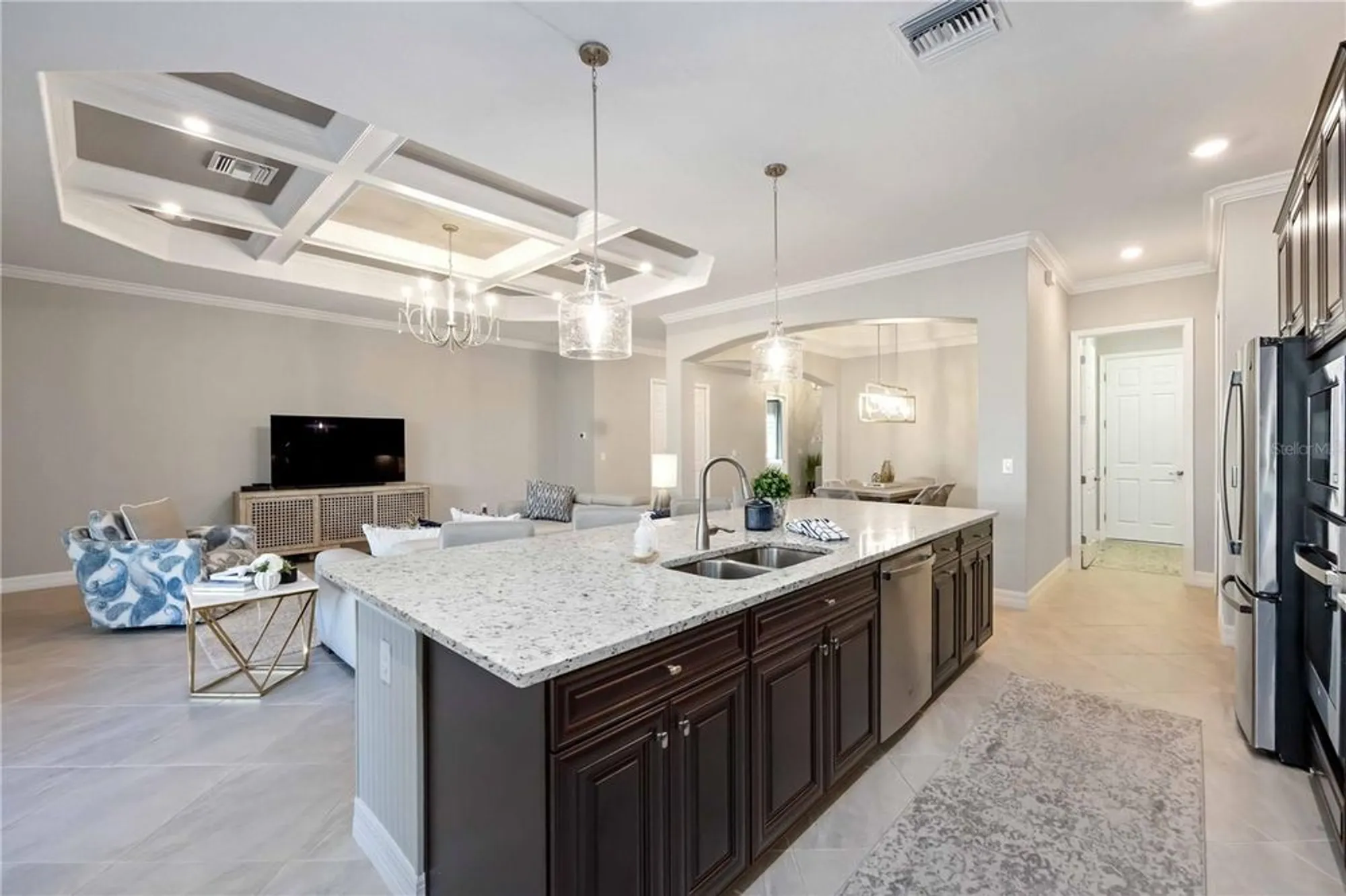 Property Slideshow image 13 of 100 | 25064 spartina dr, Venice, FL, 34293