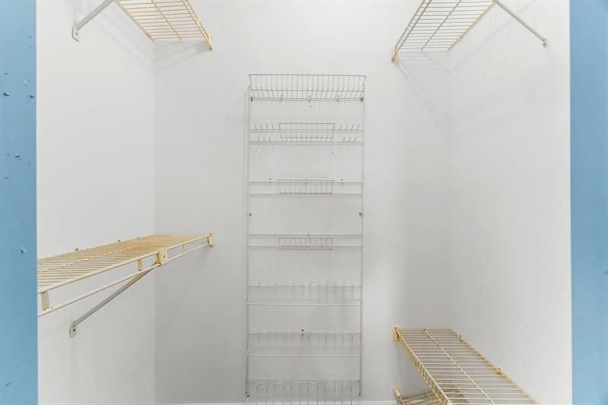 Property Slideshow image 35 of 43 | 8216 nw 12th mnr, Plantation, FL, 33322