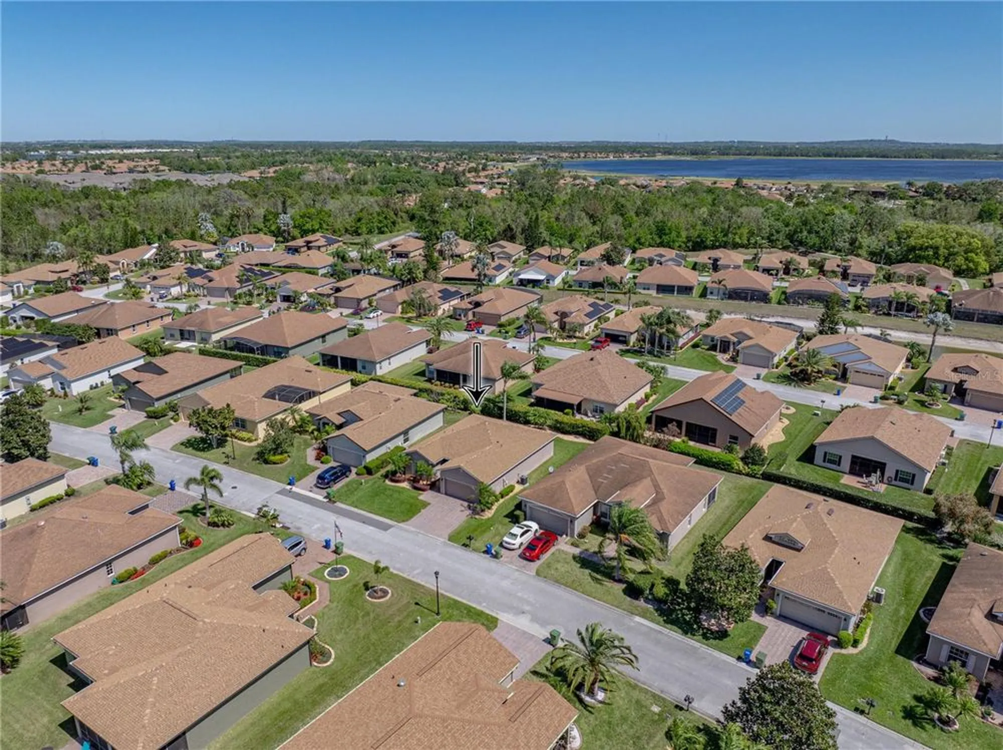 Property Slideshow image 11 of 100 | 5325 nicklaus dr, Winter Haven, FL, 33884