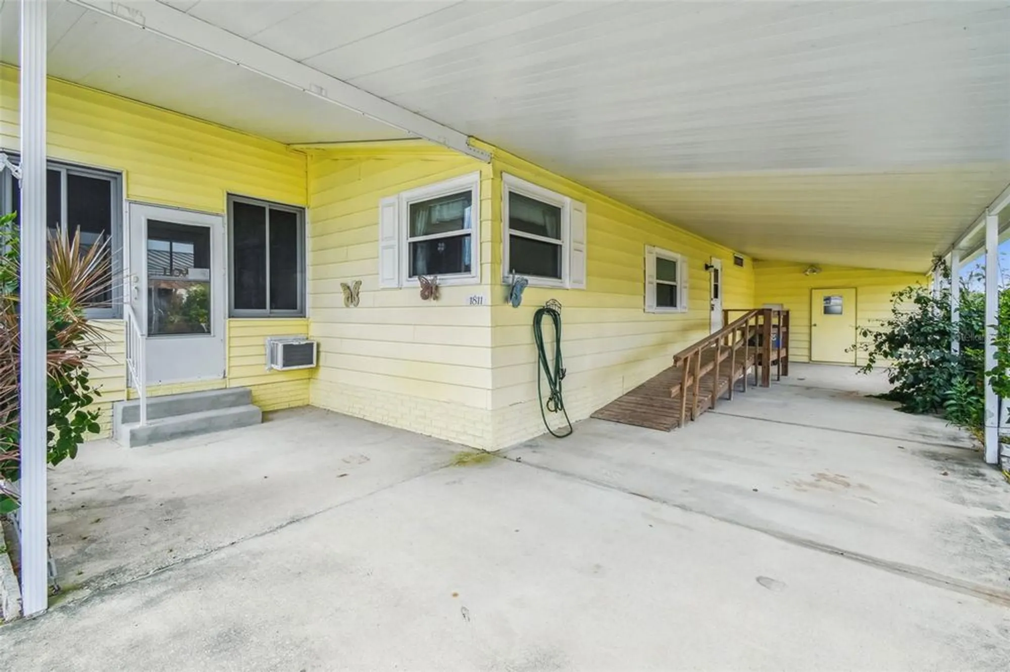 Property Slideshow image 10 of 77 | 1811 sherwood hill dr, Lakeland, FL, 33810