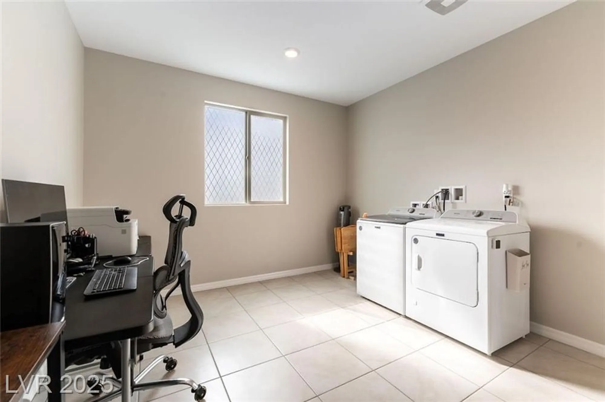 Property Slideshow image 27 of 30 | 127 crimson cactus ave, Henderson, NV, 89011