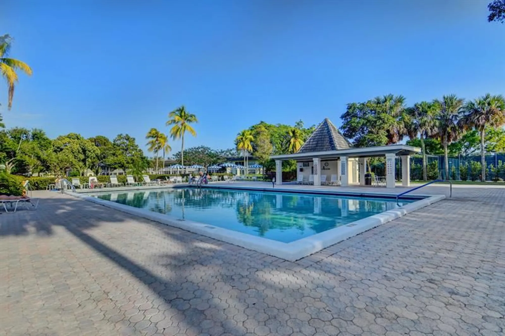 Property Slideshow image 65 of 67 | 2802 victoria way e2, Coconut Creek, FL, 33066