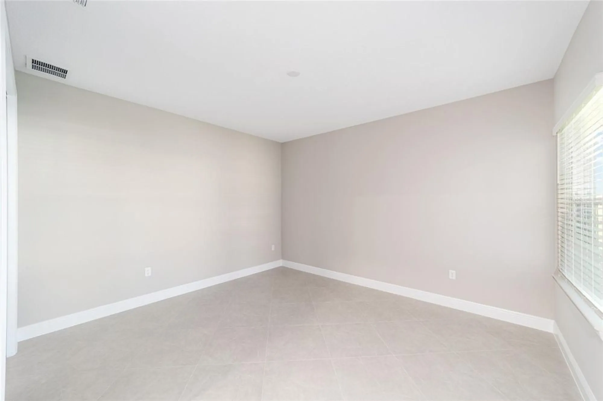 Property Slideshow image 33 of 47 | 10373 sw 105th ct, Ocala, FL, 34481