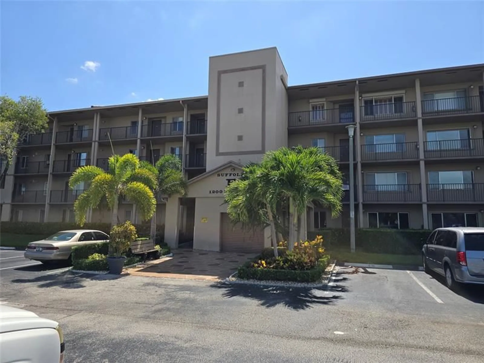 Property Slideshow image 1 of 40 | 1200 sw 137th ave 312e, Pembroke Pines, FL, 33027