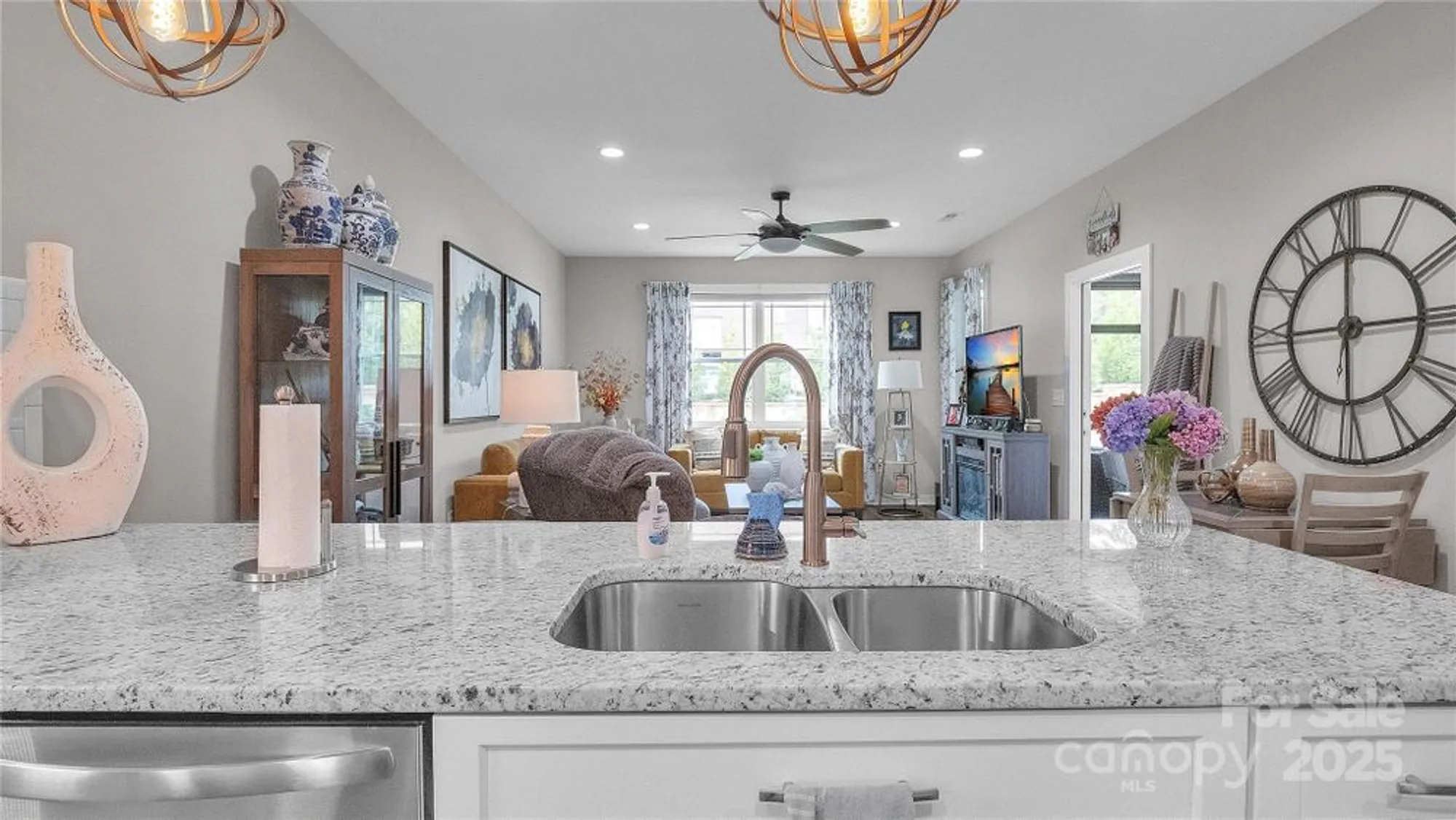 Property Slideshow image 15 of 44 | 1508 28th street ln se, Hickory, NC, 28602