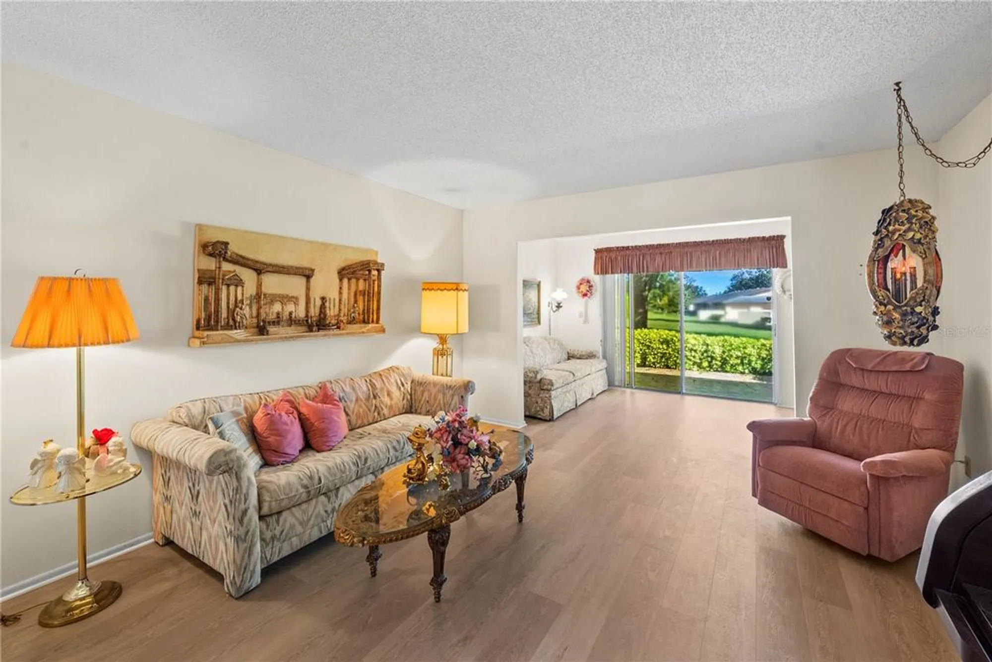 Property Slideshow image 15 of 100 | 3420 stonehaven ct d, Palm Harbor, FL, 34684