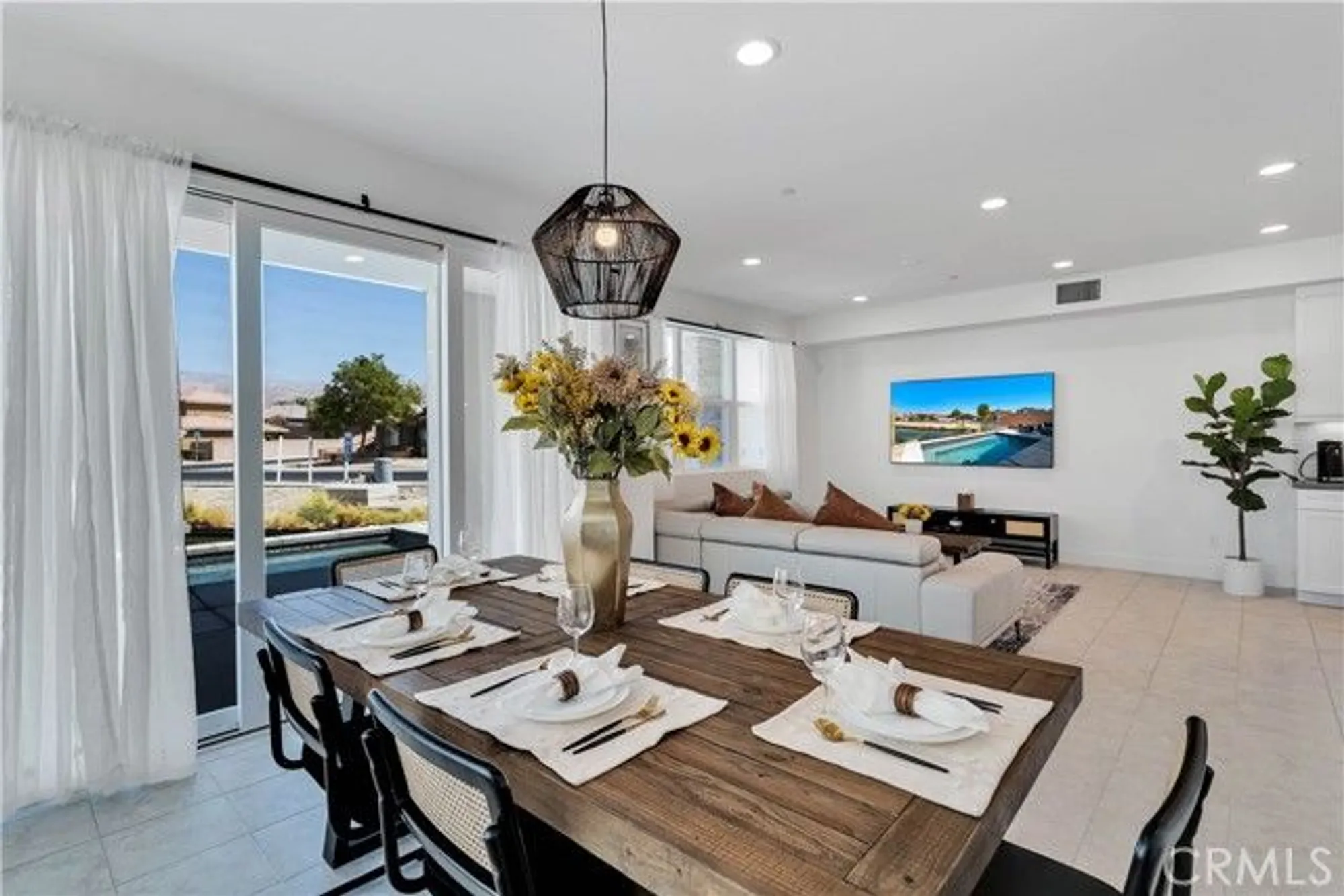 Property Slideshow image 13 of 40 | 84662 litorale ct, Indio, CA, 92203