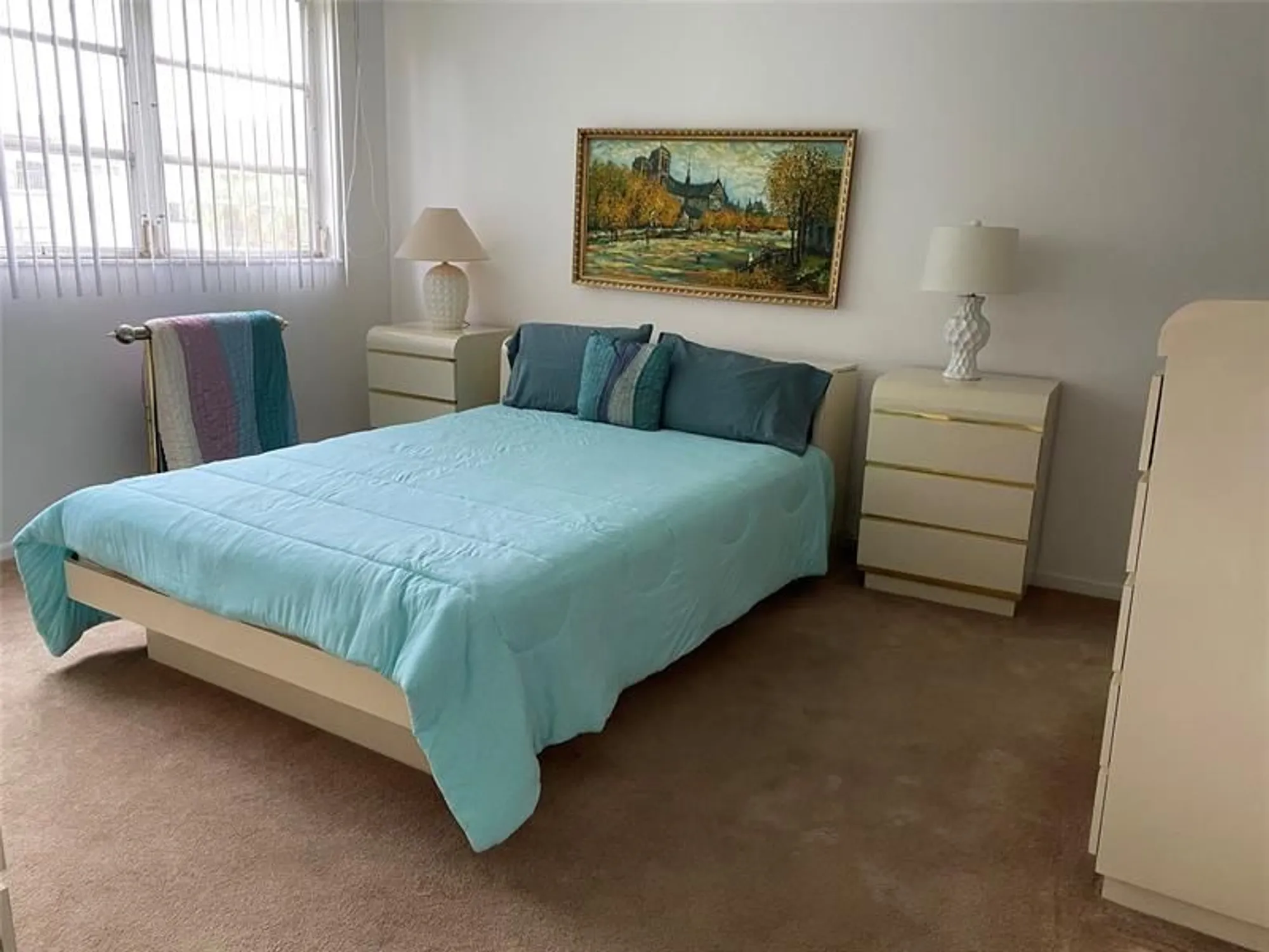 Property Slideshow image 12 of 20 | 811 s hollybrook dr 203, Pembroke Pines, FL, 33025