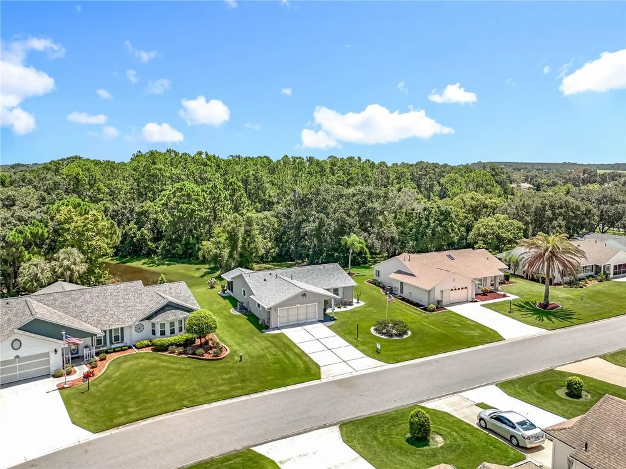 Property Slideshow image 43 of 61 | 26616 racquet cir, Leesburg, FL, 34748