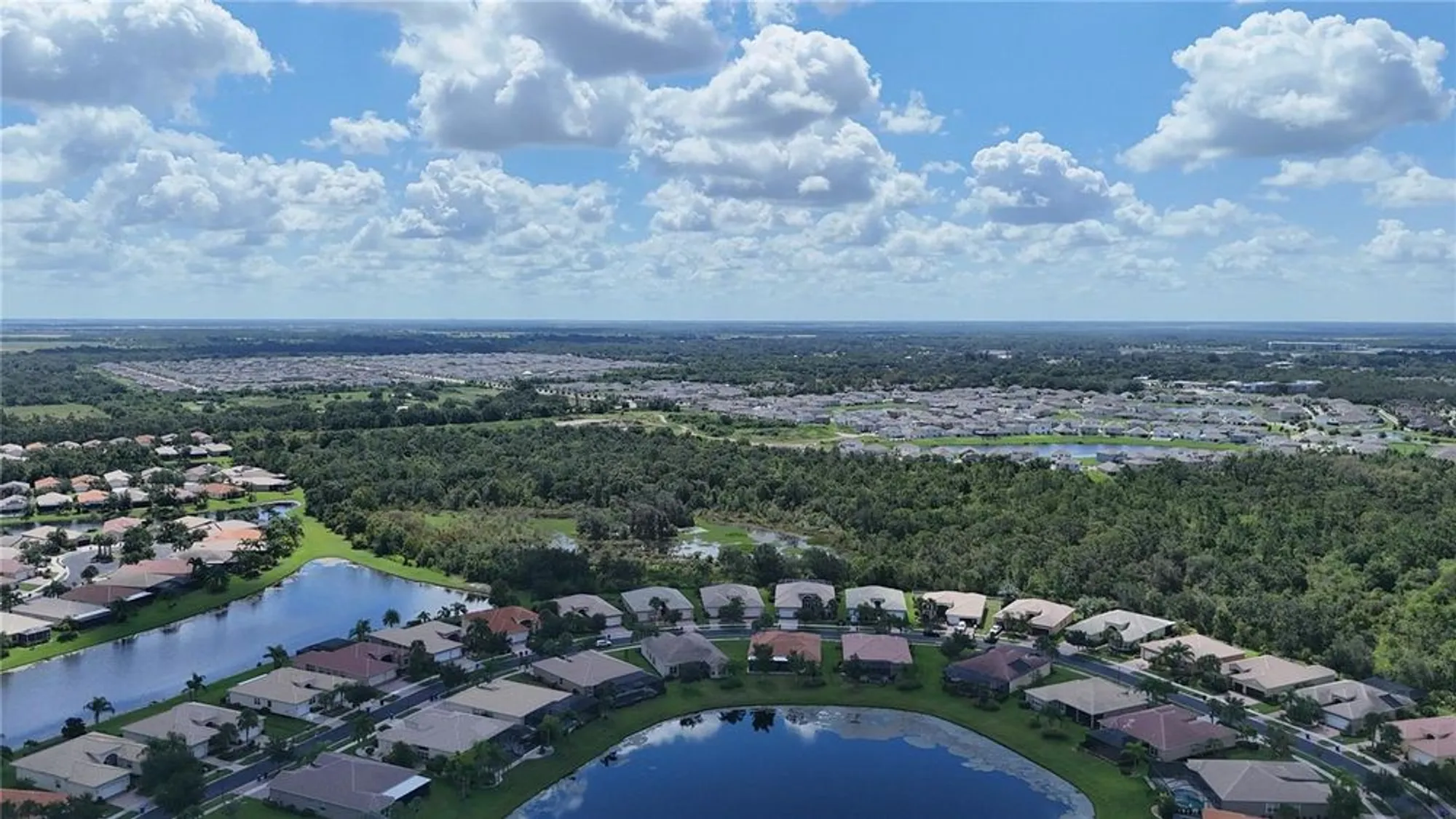 Property Slideshow image 62 of 74 | 16244 diamond bay dr, Wimauma, FL, 33598