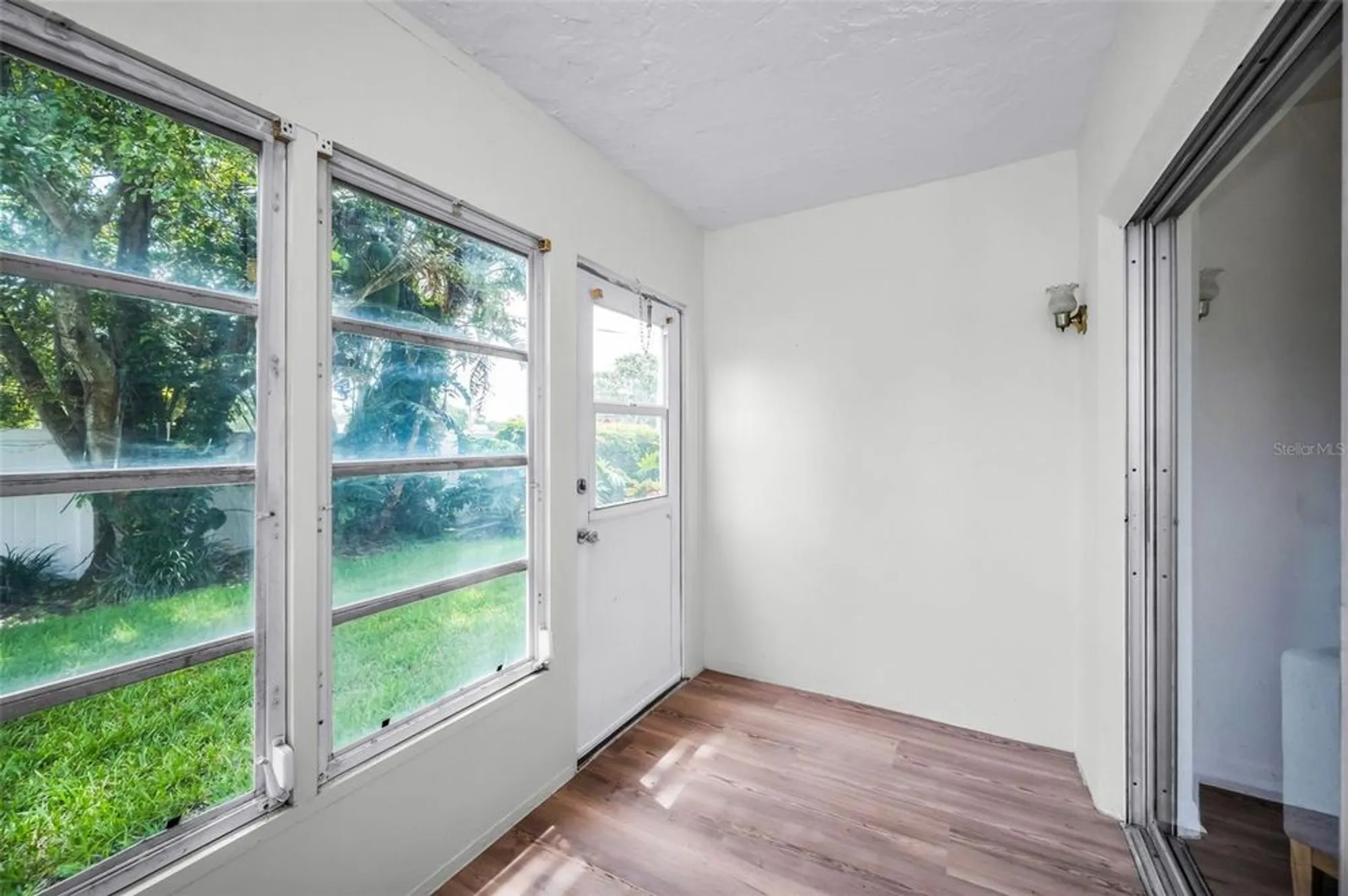 Property Slideshow image 28 of 59 | 970 virginia st 109, Dunedin, FL, 34698