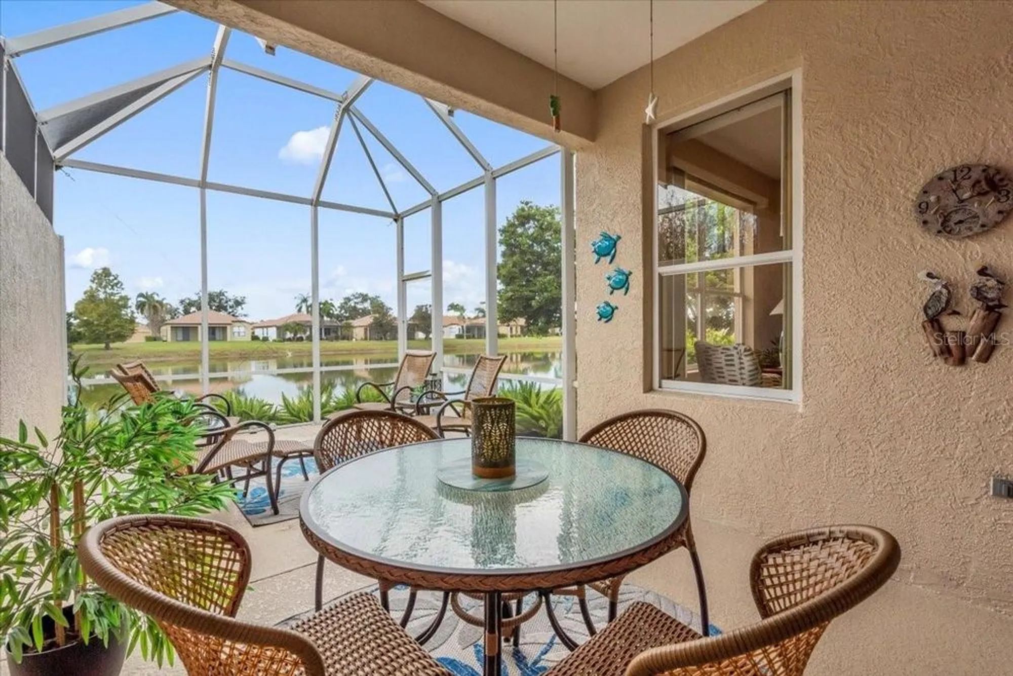 Property Slideshow image 33 of 59 | 8151 victoria falls cir, Sarasota, FL, 34243