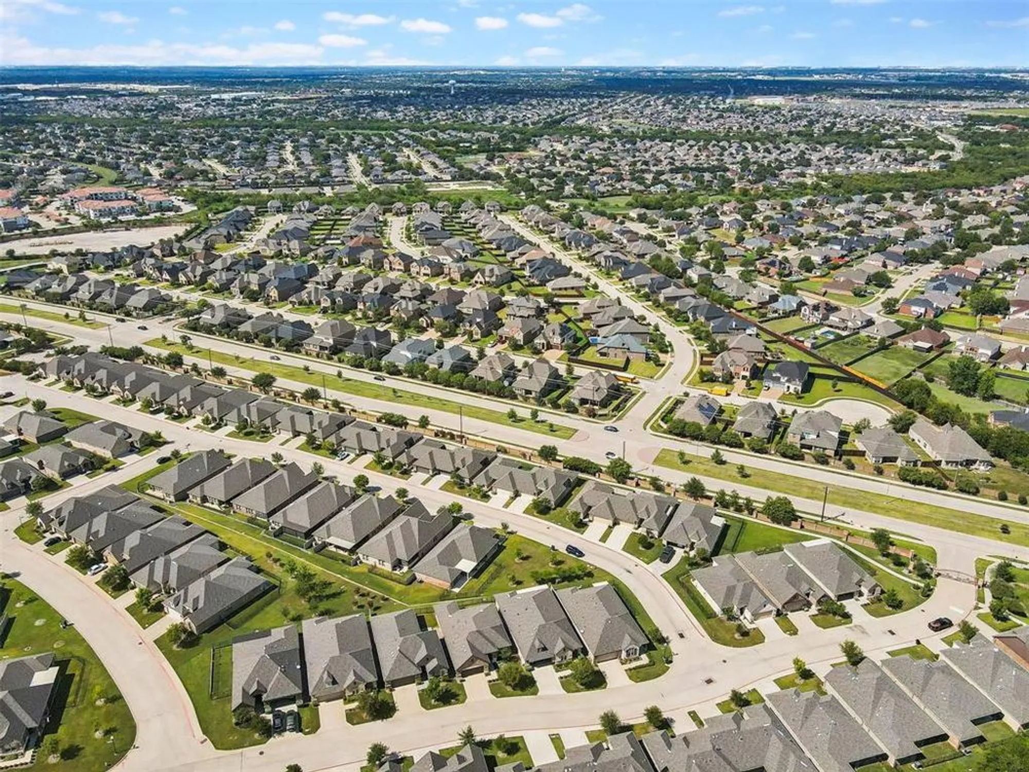 Property Slideshow image 35 of 40 | 2115 ladera way 2115, Mansfield, TX, 76063