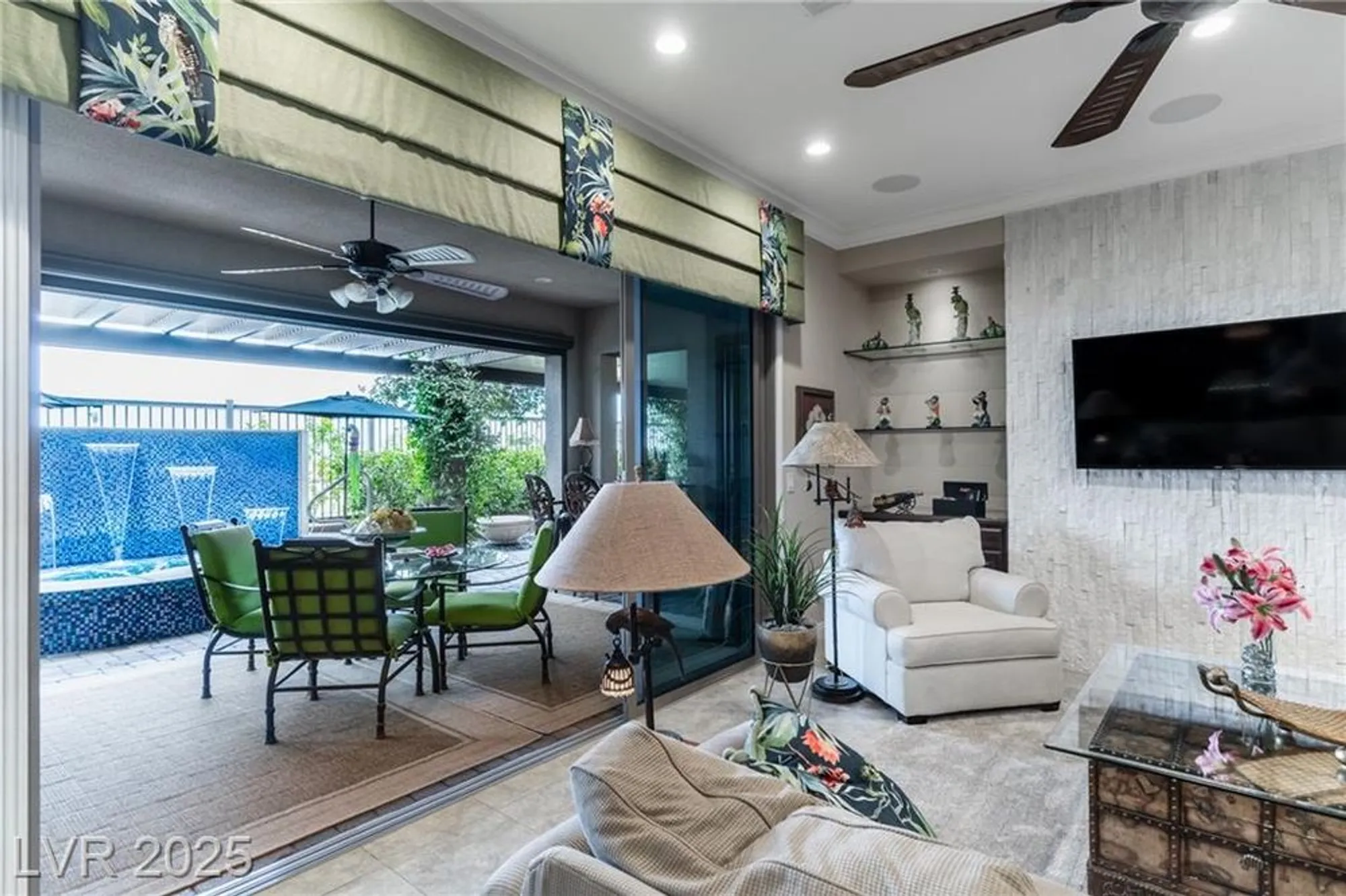 Property Slideshow image 15 of 93 | 6826 regency crest ave, Las Vegas, NV, 89148