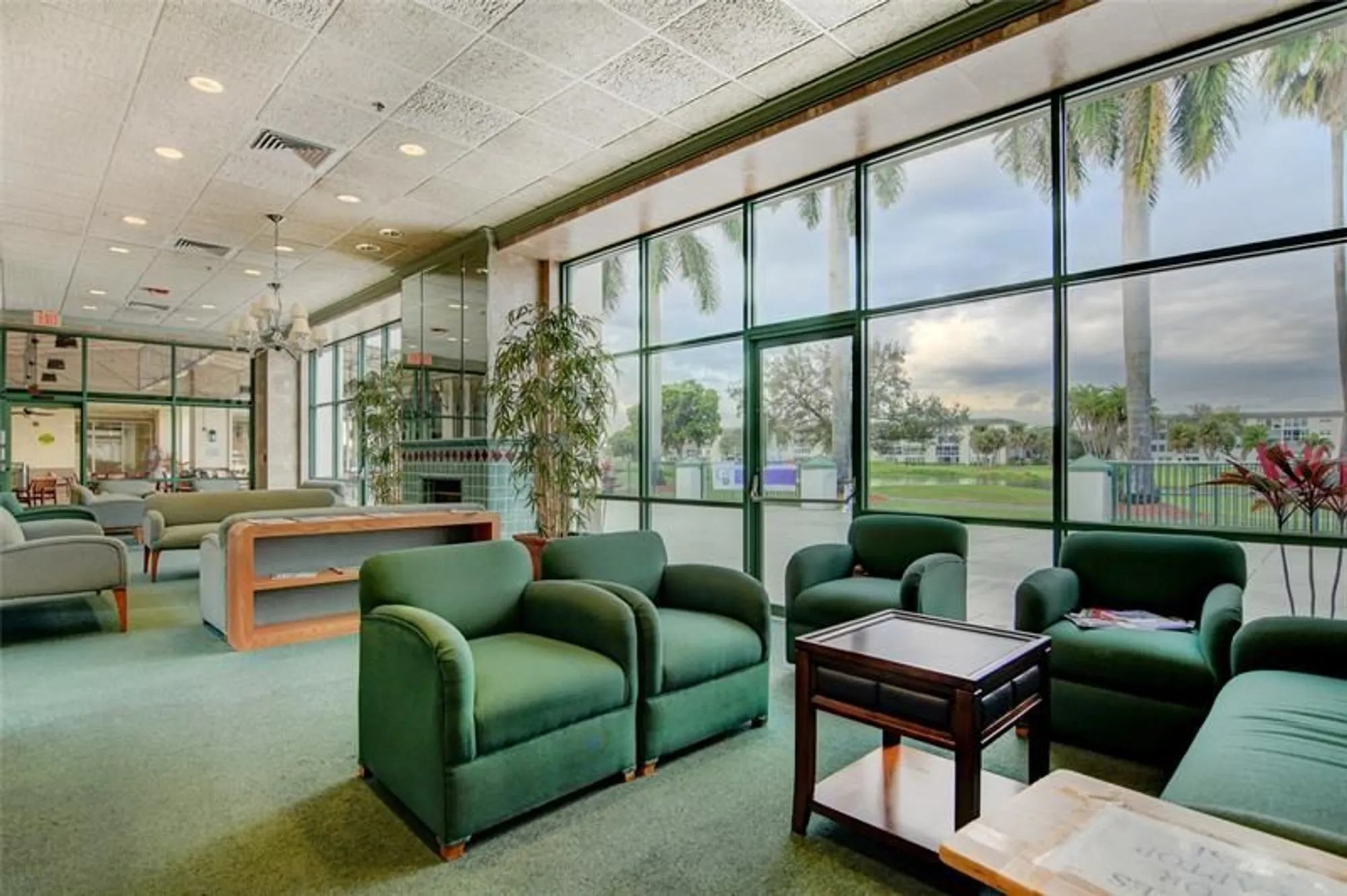 Property Slideshow image 44 of 65 | 2901 victoria cir m4, Coconut Creek, FL, 33066