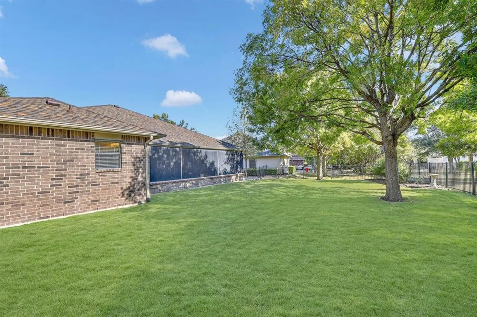 Property Slideshow image 25 of 29 | 9609 pinewood dr, Denton, TX, 76207