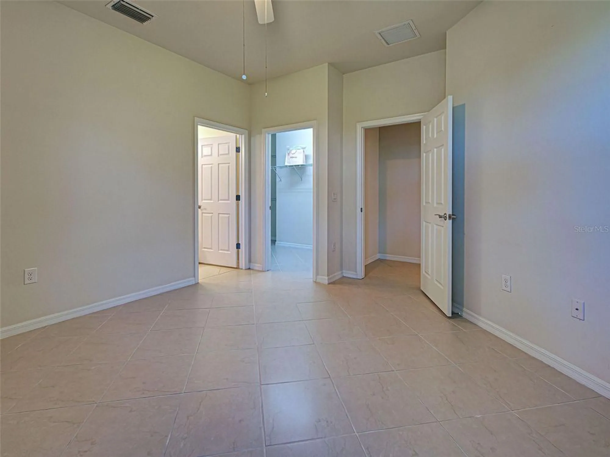 Property Slideshow image 32 of 91 | 19157 serafina st, Venice, FL, 34293