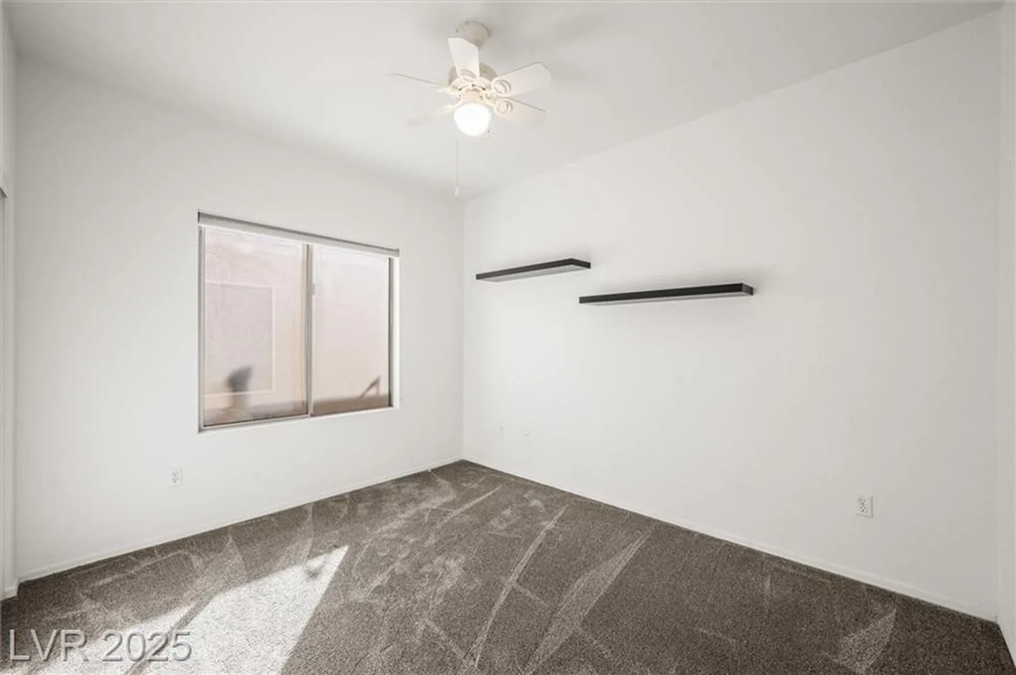 Property Slideshow image 27 of 34 | 2134 desert woods dr, Henderson, NV, 89012