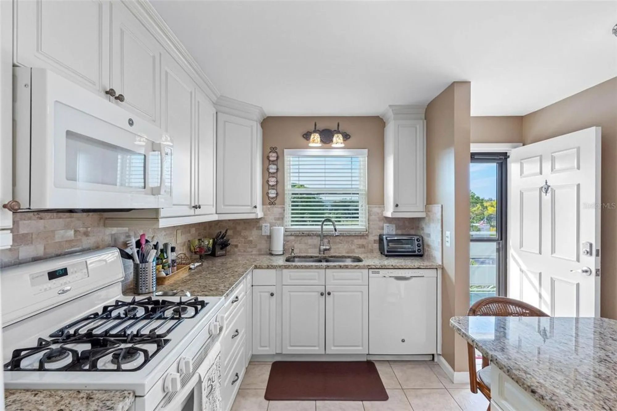 Property Slideshow image 9 of 46 | 5970 80th st n unit 411, St Petersburg, FL, 33709