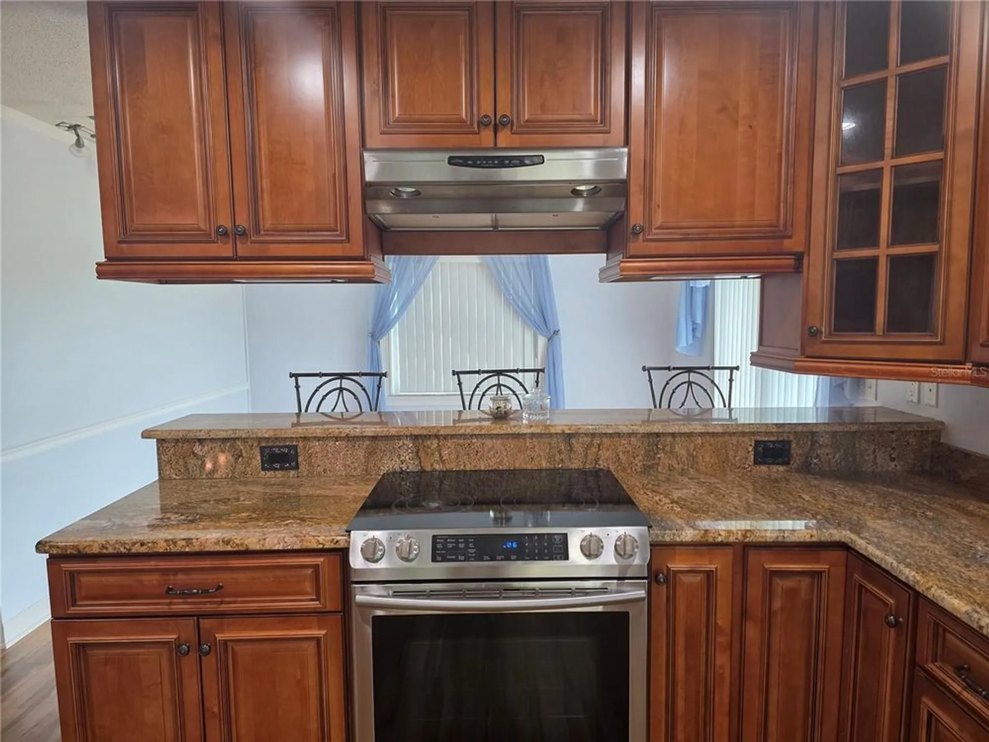 Property Slideshow image 7 of 34 | 1936 new bedford dr, Sun City Center, FL, 33573