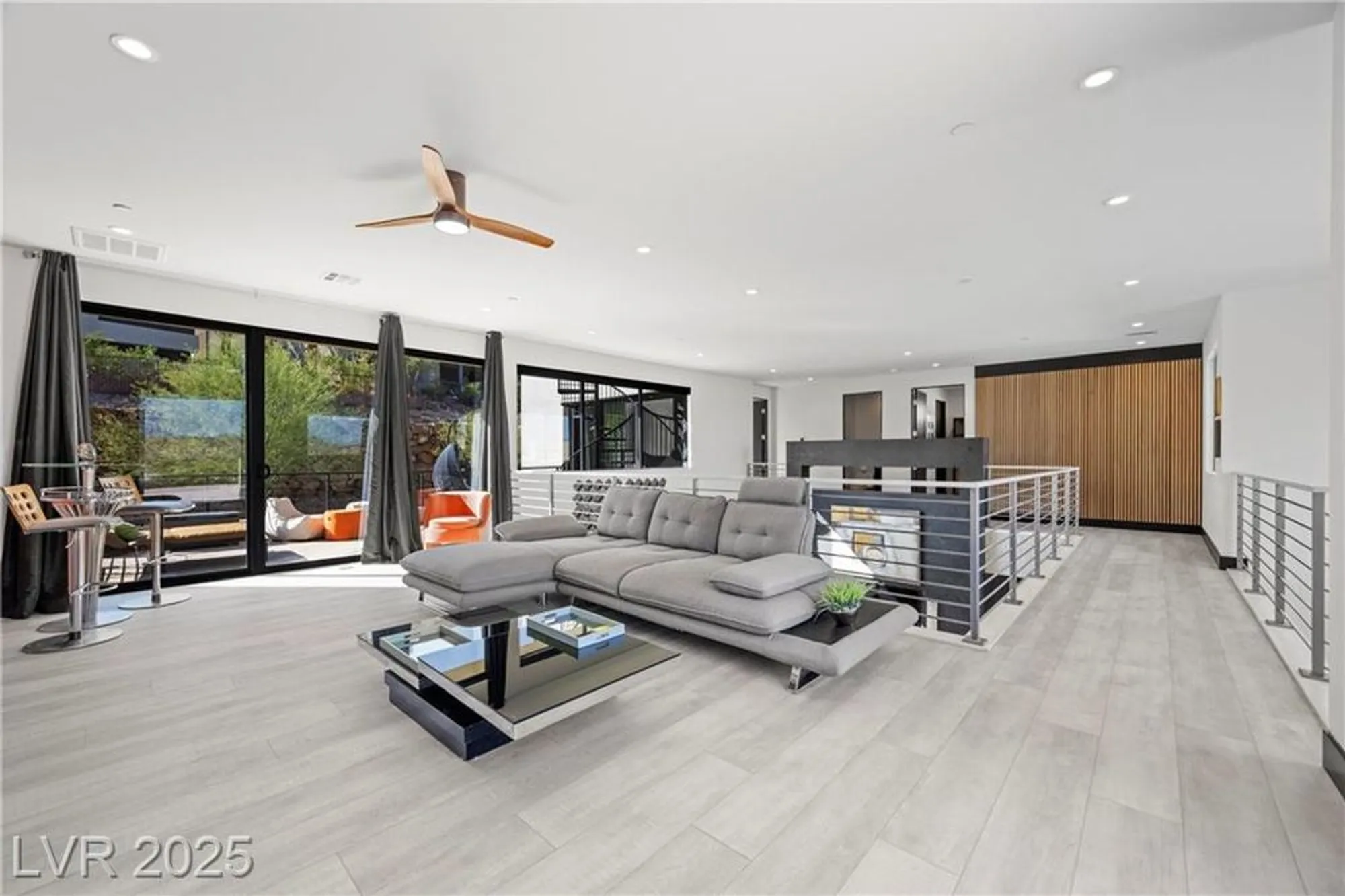 Property Slideshow image 50 of 99 | 5 highland cove ln, Henderson, NV, 89011