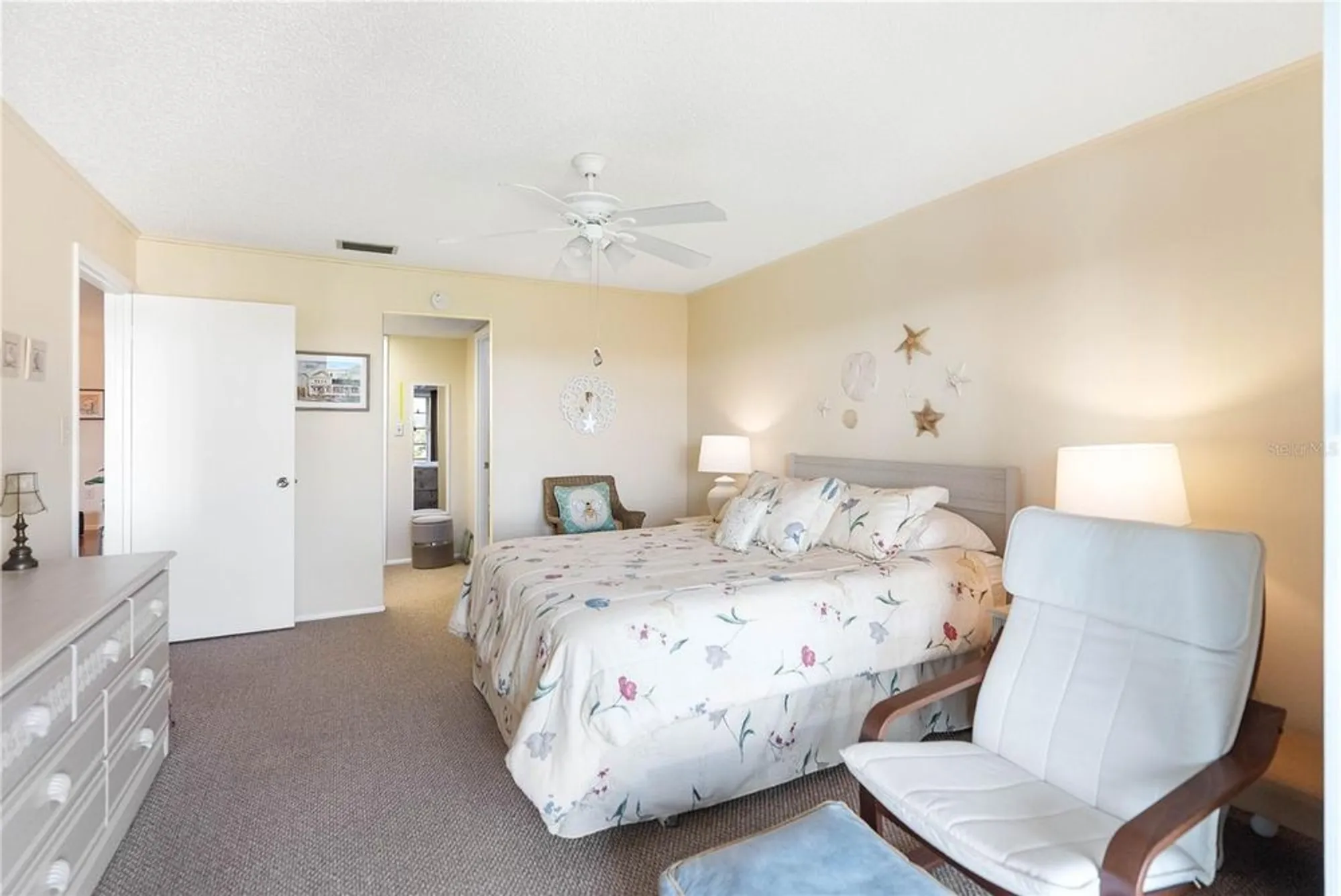 Property Slideshow image 23 of 49 | 3653 lake bayshore dr # j503, Bradenton, FL, 34205