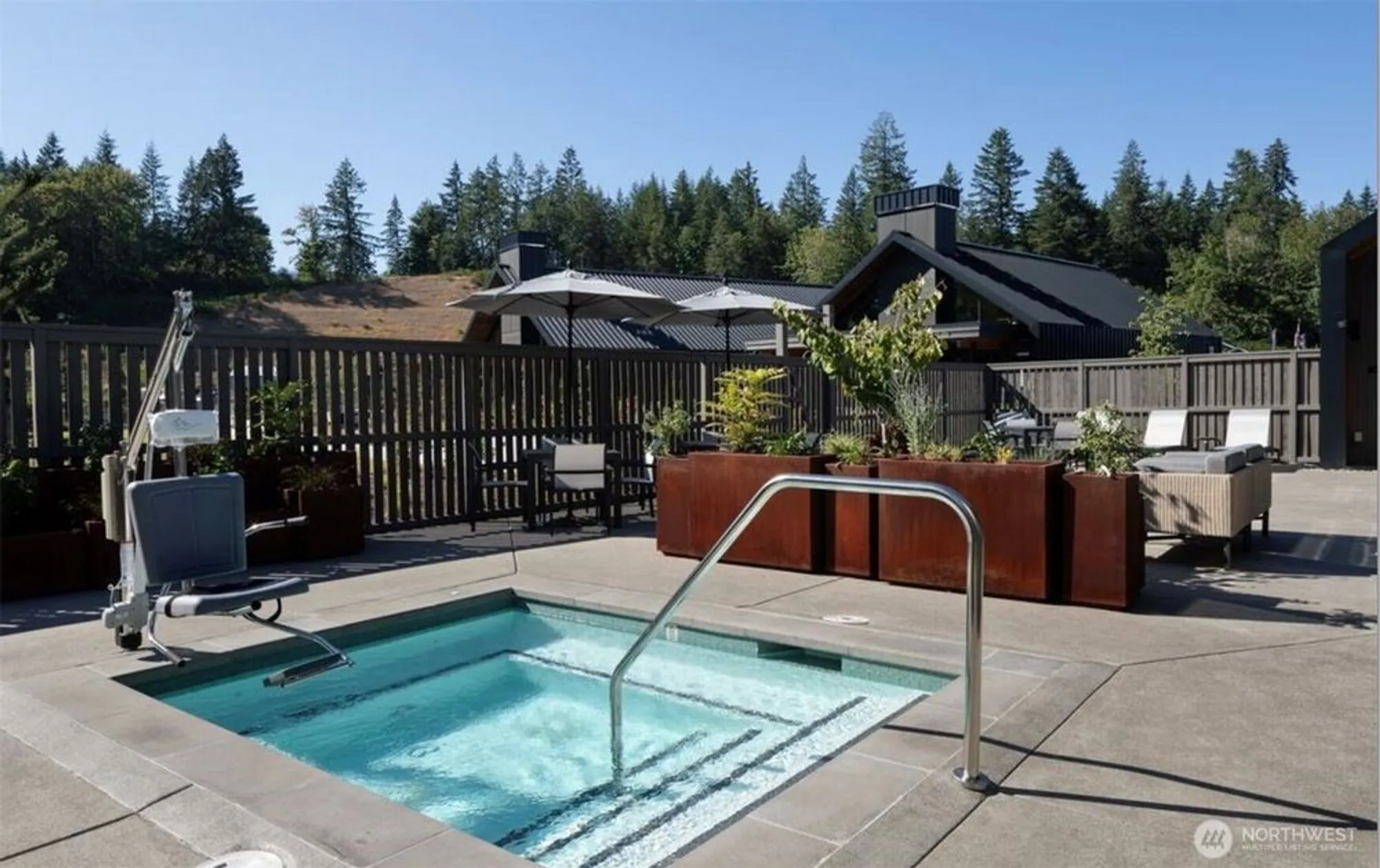 Property Slideshow image 38 of 40 | 3310 okanogan ct, Lacey, WA, 98513