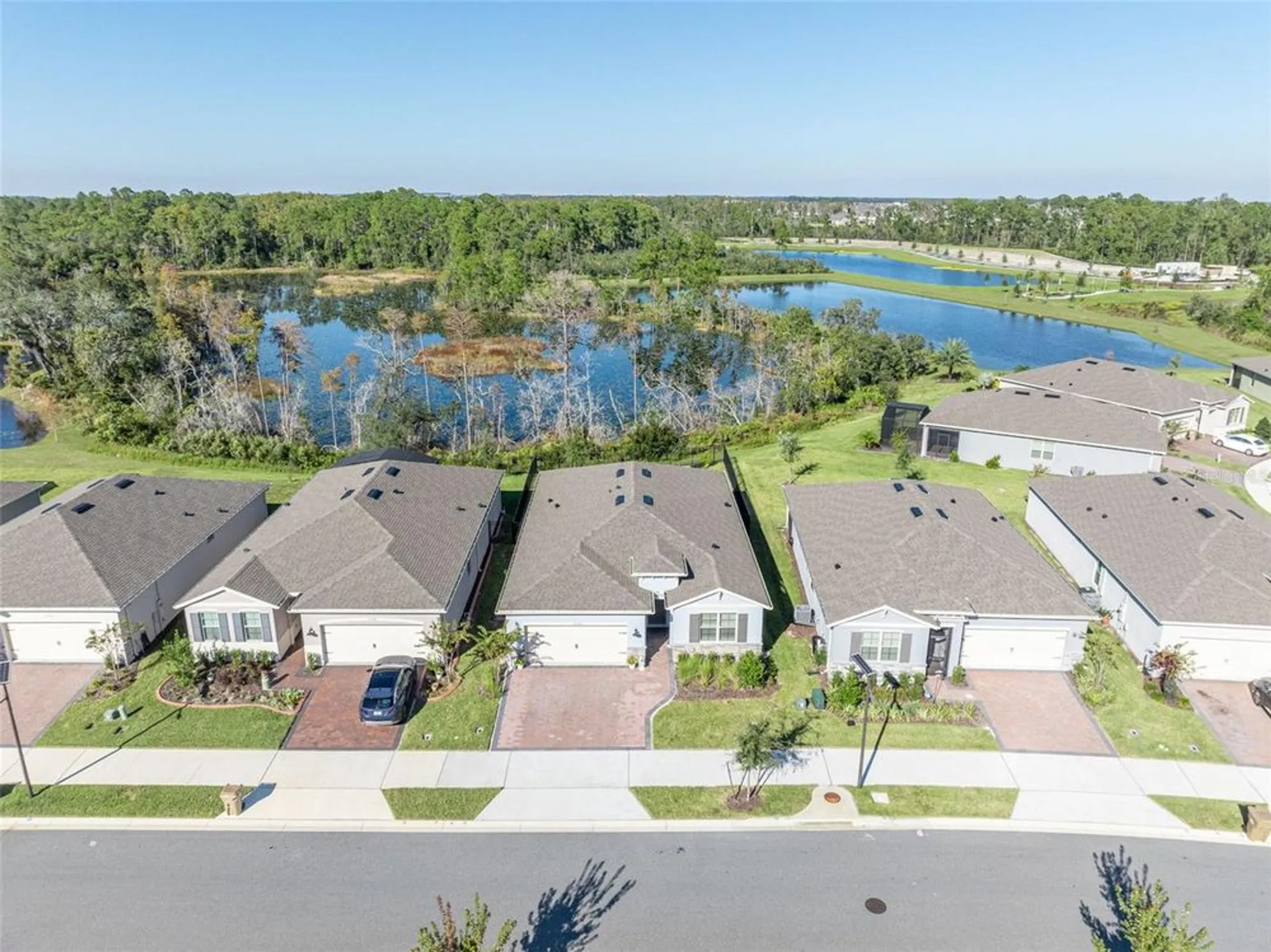 Property Slideshow image 37 of 54 | 17590 blazing star cir, Clermont, FL, 34714