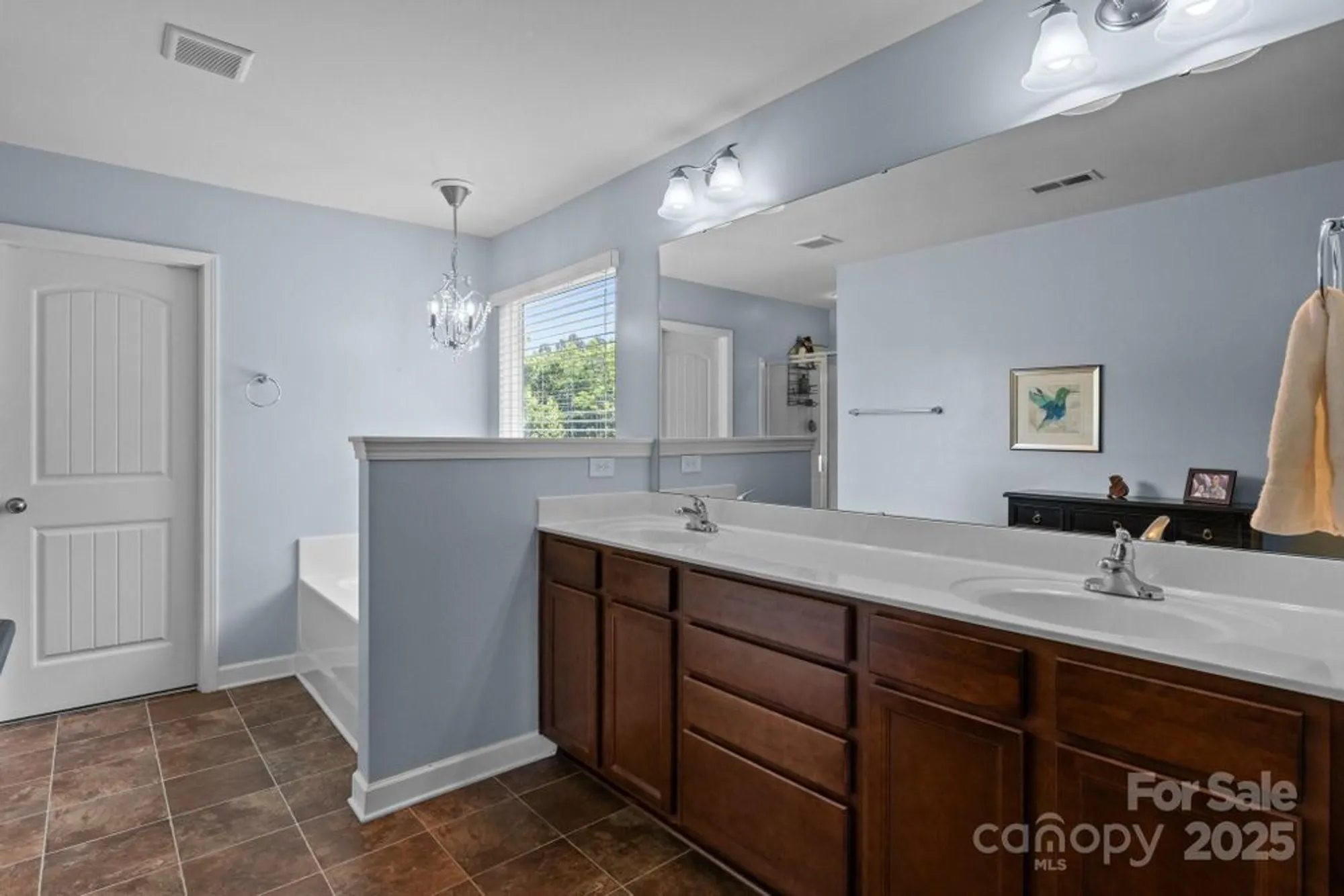 Property Slideshow image 21 of 36 | 4117 bright rd, Charlotte, NC, 28214