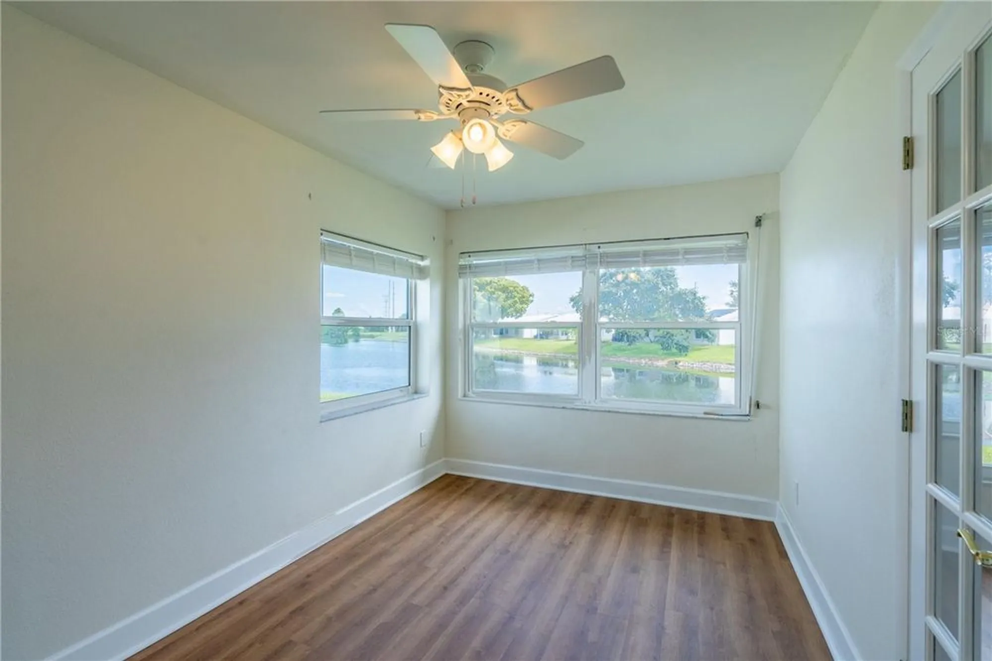 Property Slideshow image 24 of 37 | 9221 40th way n # 5, Pinellas Park, FL, 33782