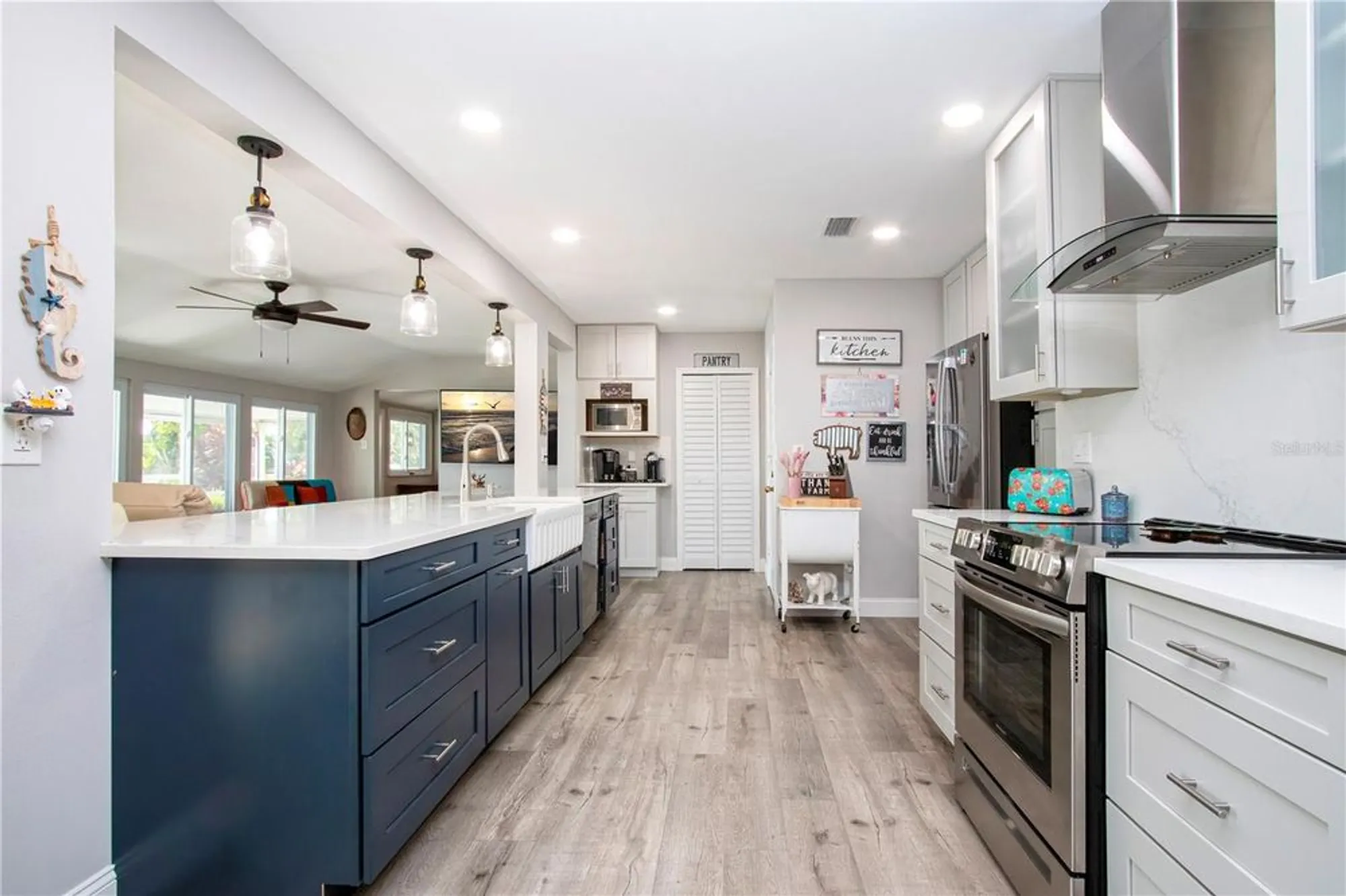 Property Slideshow image 24 of 100 | 1606 bunker hill dr, Sun City Center, FL, 33573