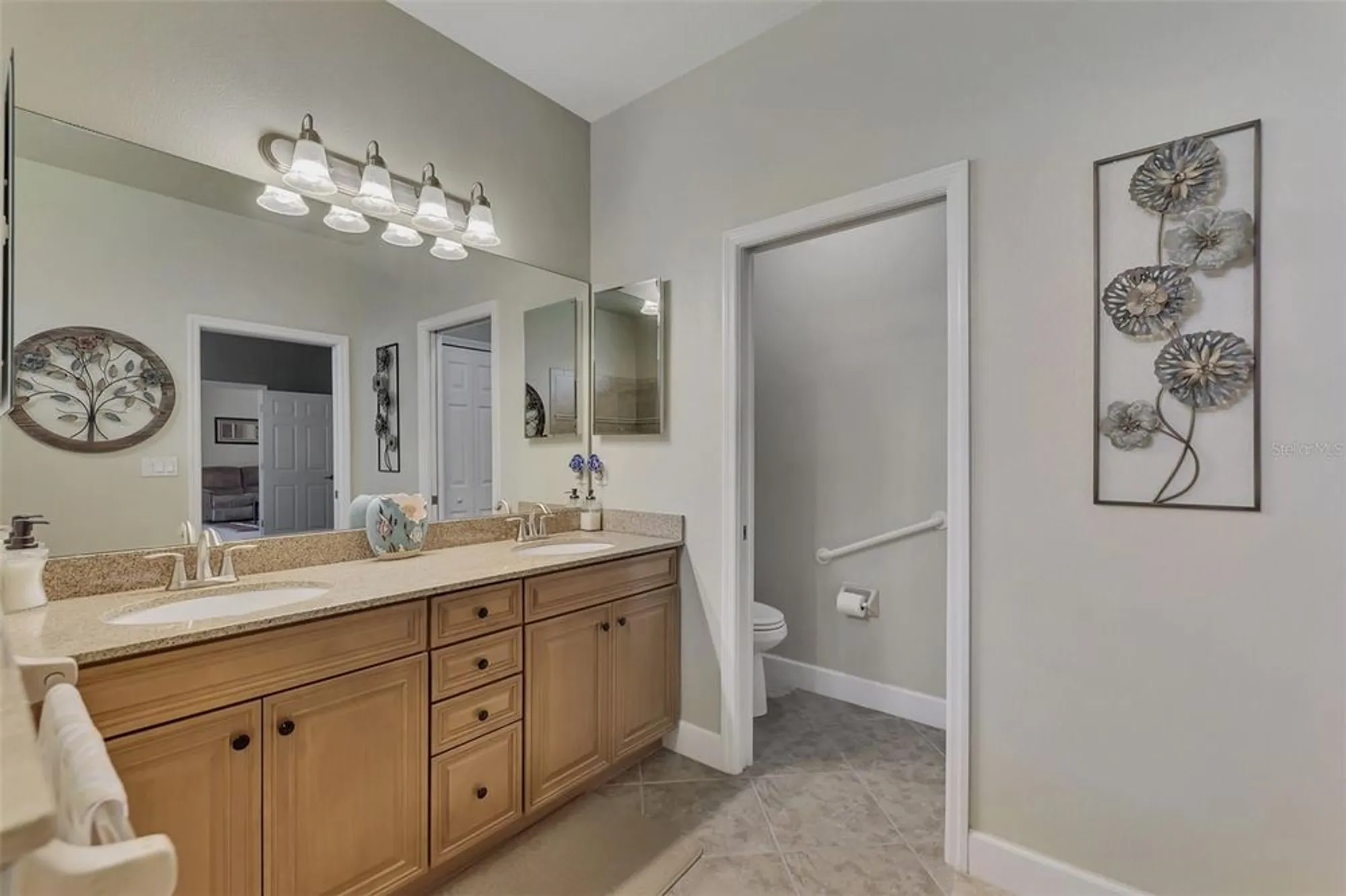 Property Slideshow image 39 of 49 | 20193 pezzana dr, Venice, FL, 34292