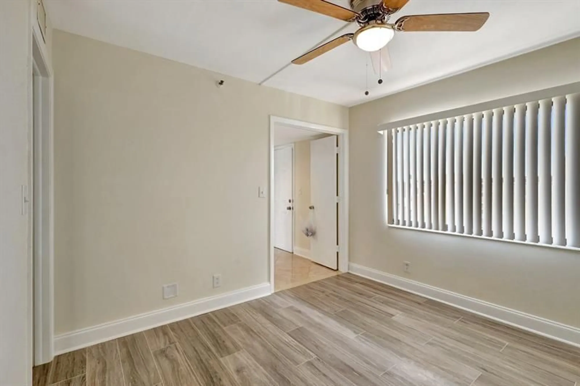 Property Slideshow image 23 of 27 | 14460 strathmore ln 807, Delray Beach, FL, 33446