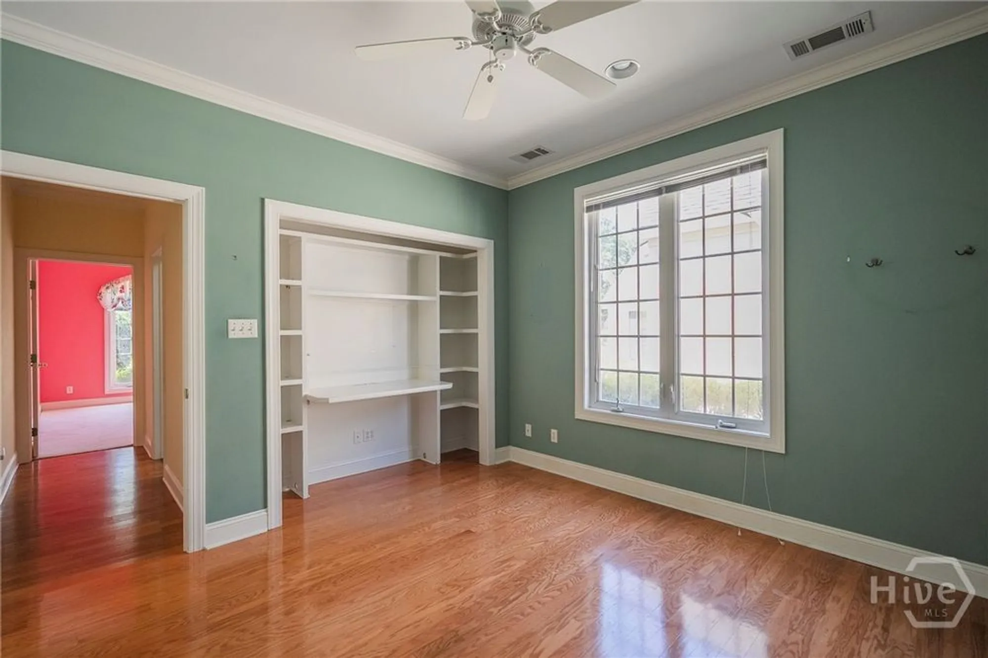 Property Slideshow image 16 of 26 | 1 breakfast ct, Savannah, GA, 31411