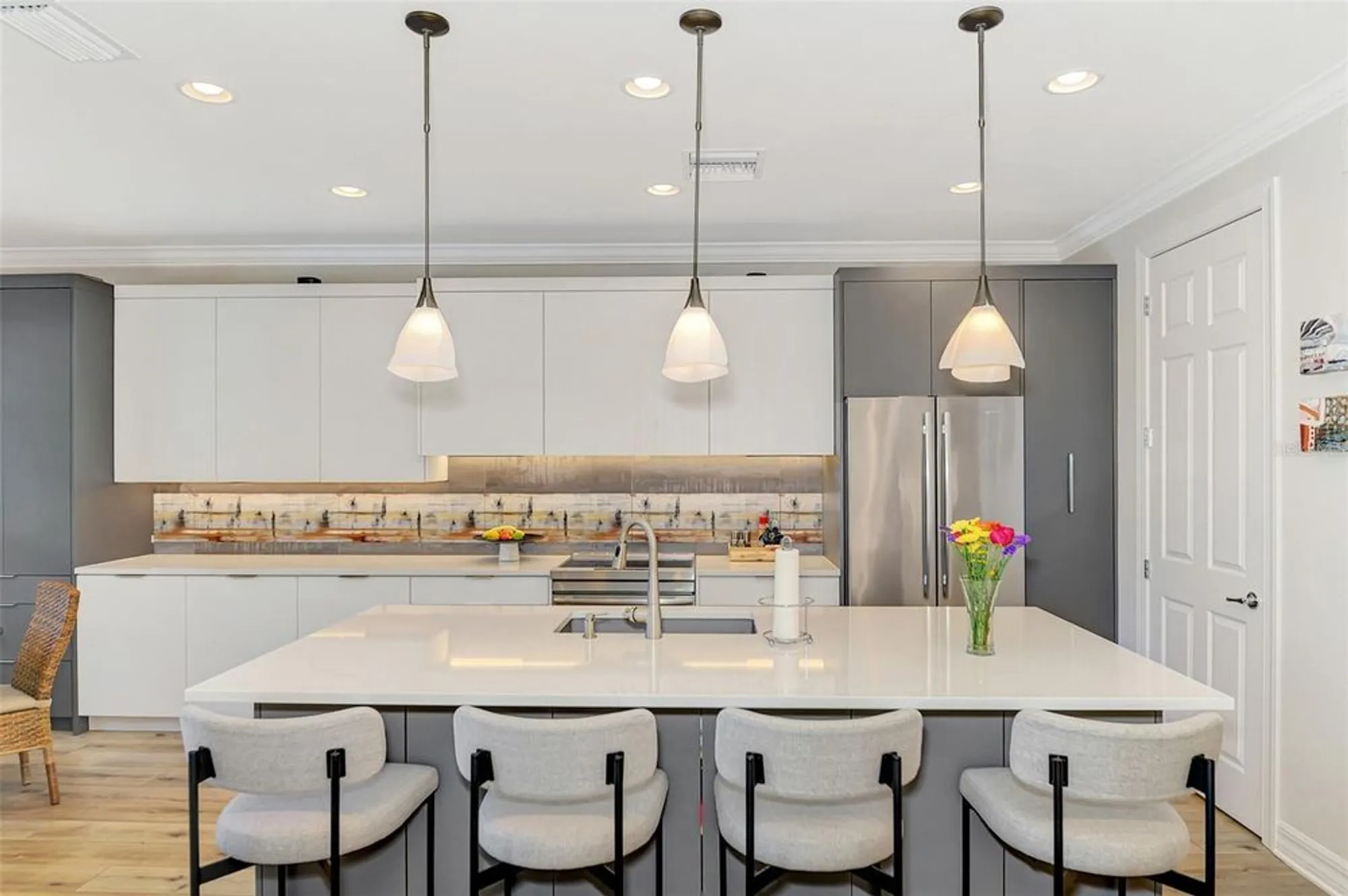 Property Slideshow image 20 of 79 | 6193 abaco dr, Sarasota, FL, 34238