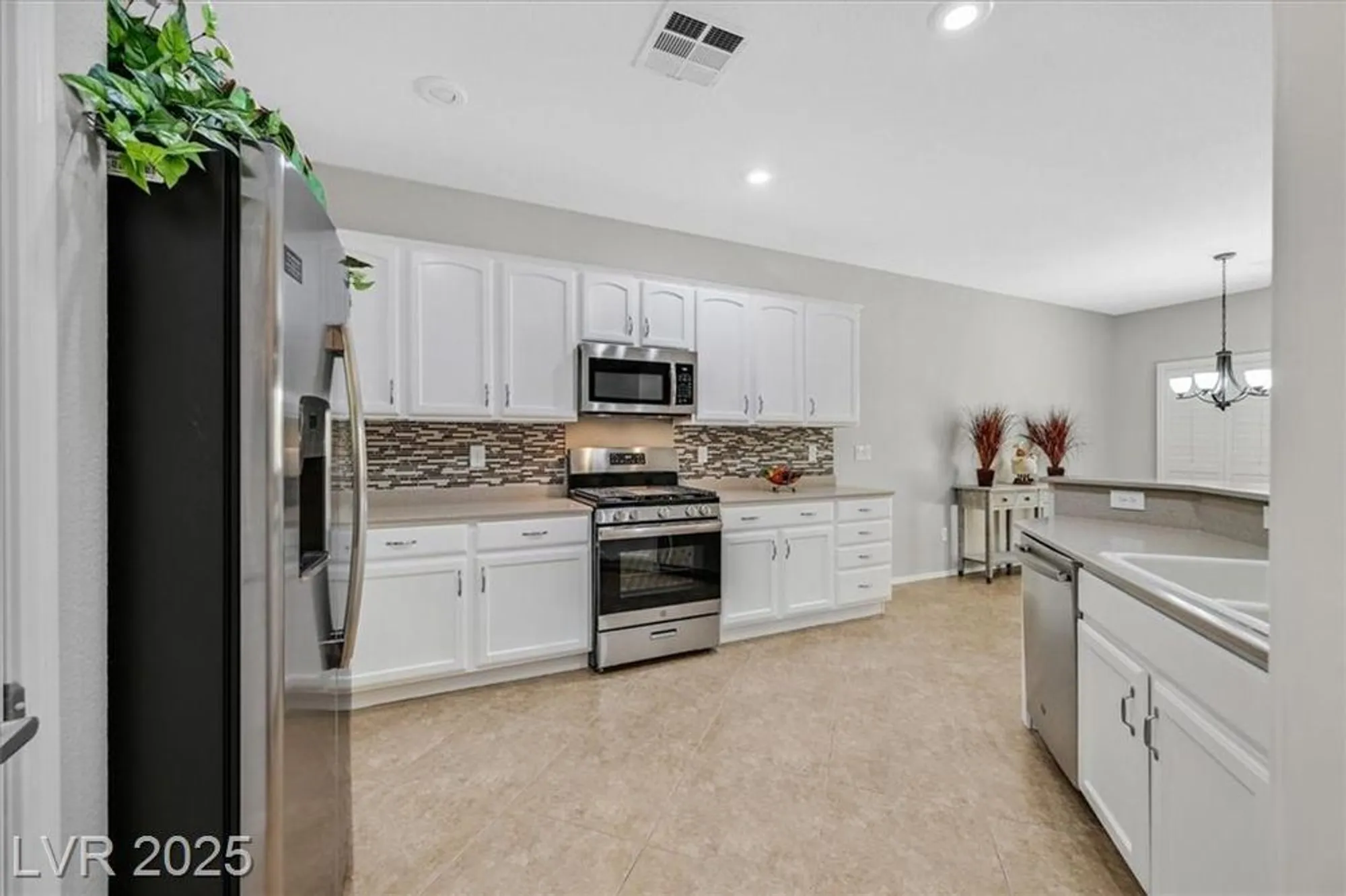 Property Slideshow image 5 of 38 | 2167 gunnison pl, Henderson, NV, 89044
