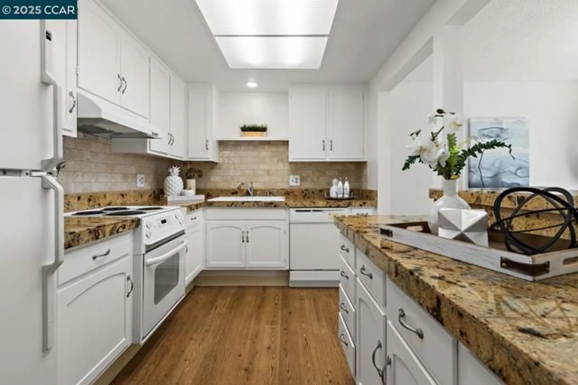 Property Slideshow image 16 of 60 | 1816 golden rain rd 13, Walnut Creek, CA, 94595