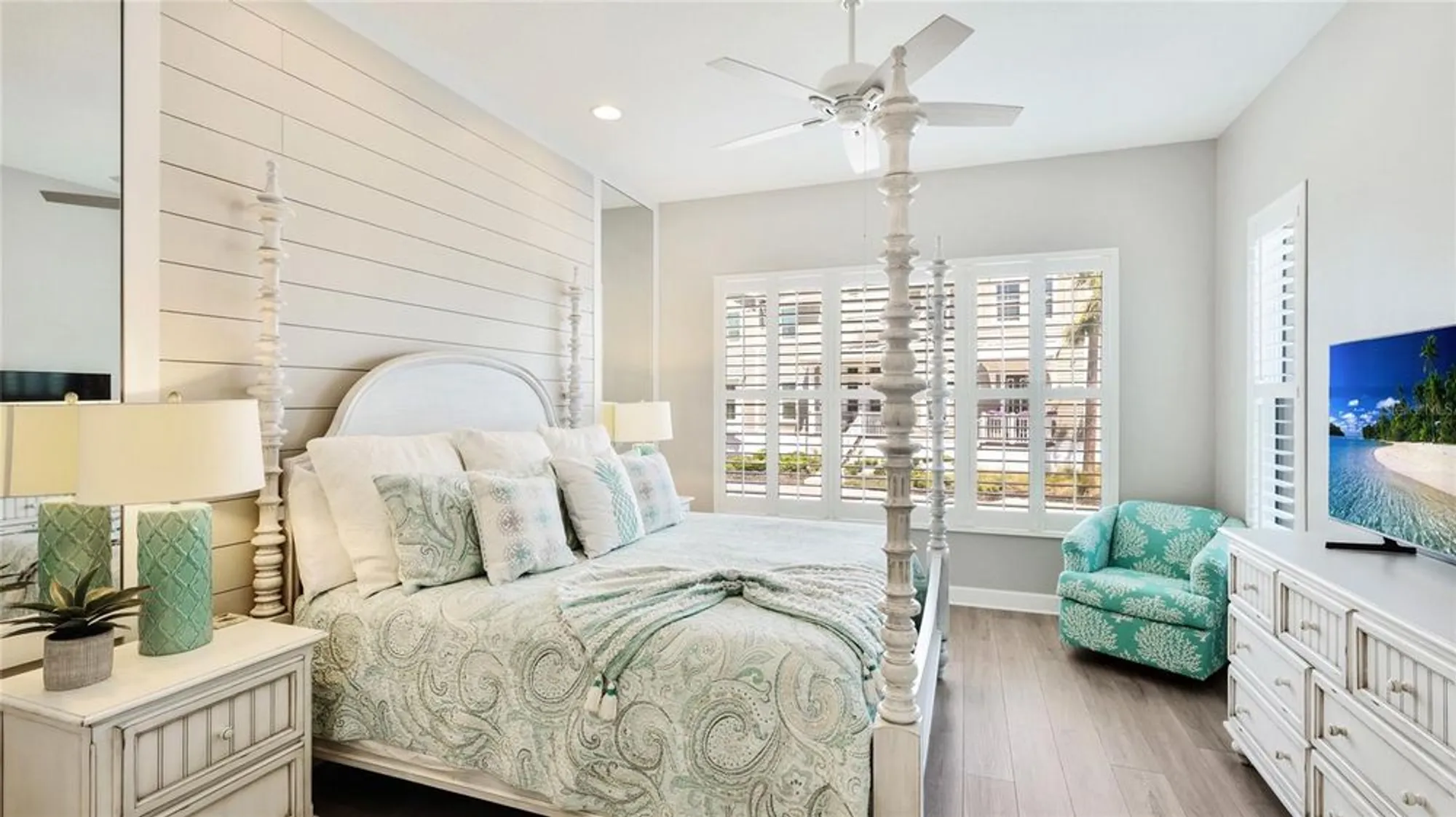 Property Slideshow image 16 of 41 | 283 saint lucia dr unit 101, Bradenton, FL, 34209