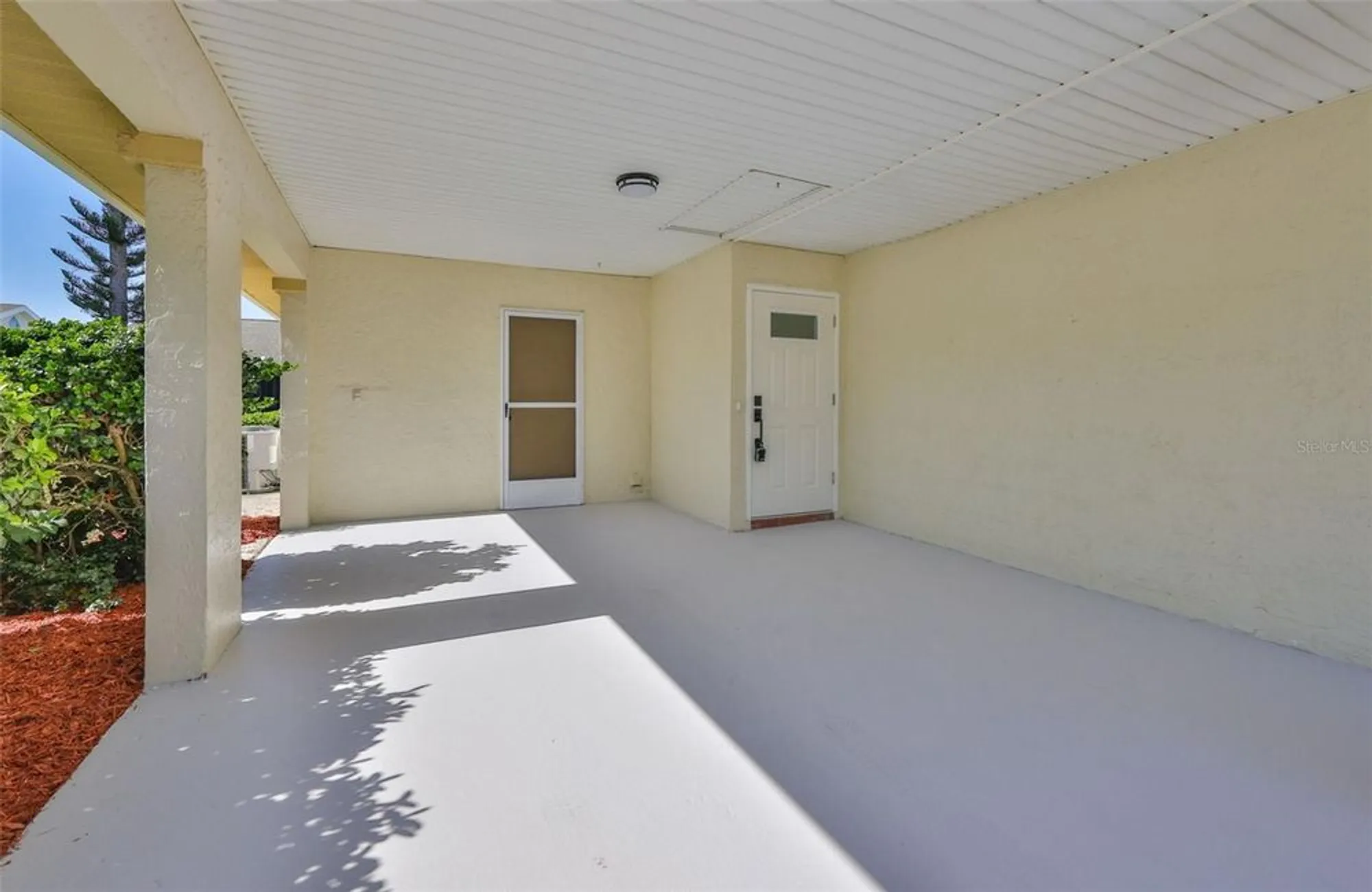 Property Slideshow image 5 of 98 | 1218 haddington cir # 74, Sun City Center, FL, 33573