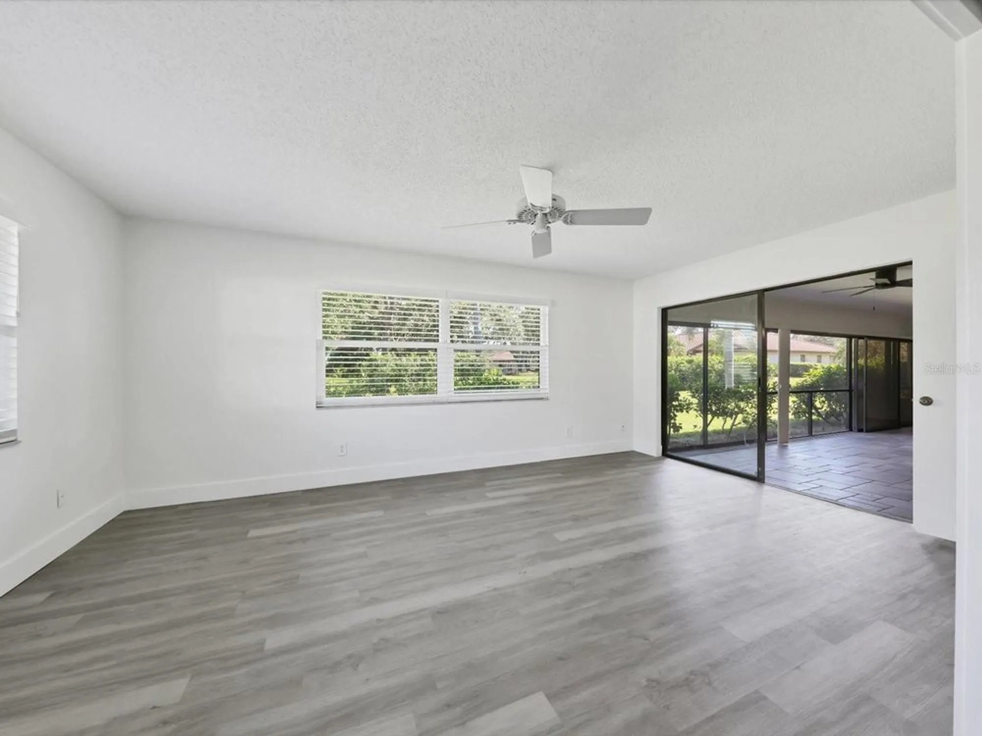 Property Slideshow image 29 of 51 | 7157 fairway bend cir, Sarasota, FL, 34243