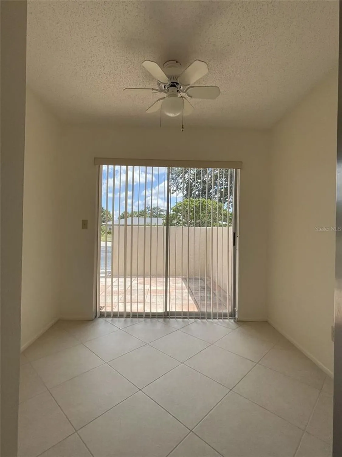 Property Slideshow image 18 of 59 | 7030 w country club dr n # 128, Sarasota, FL, 34243