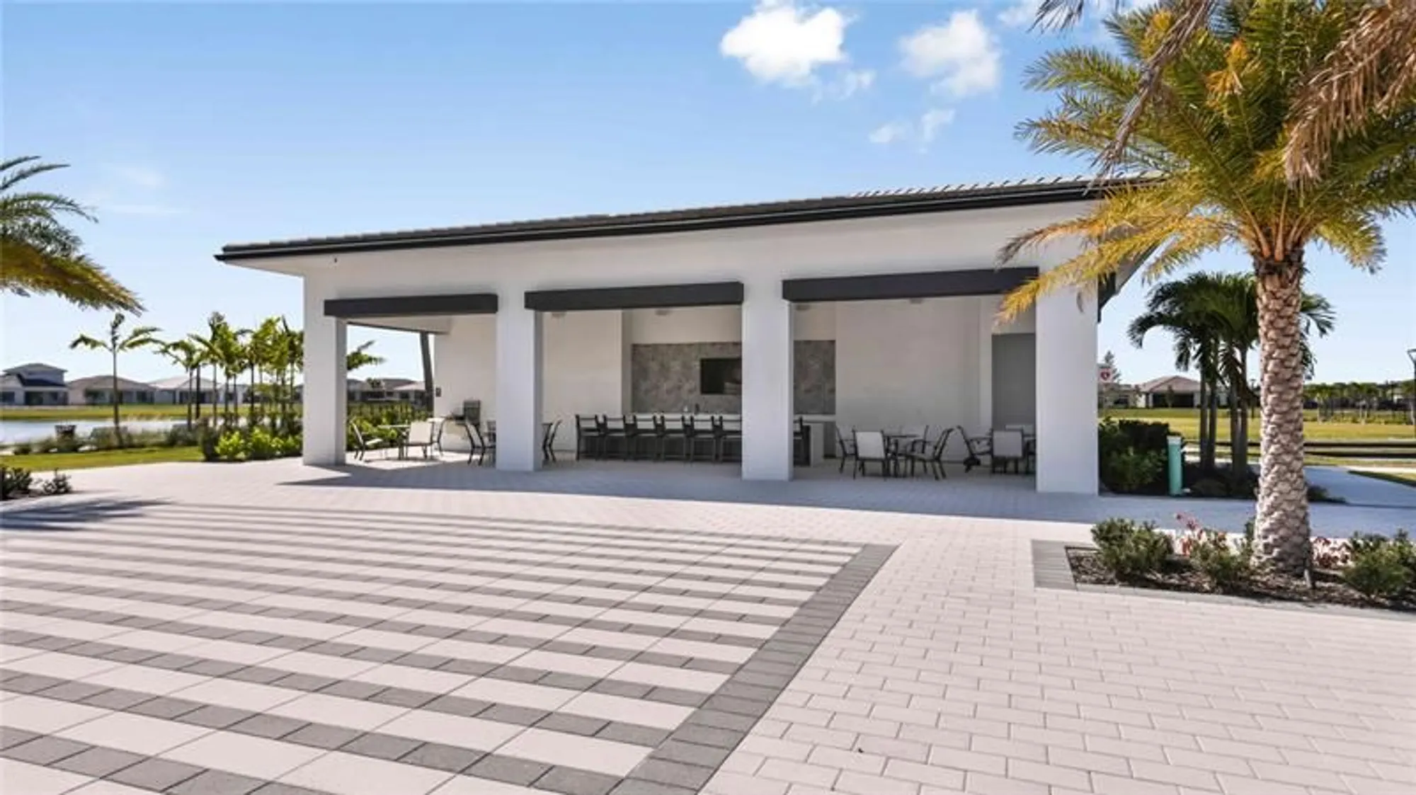 Property Slideshow image 27 of 56 | 4980 saint armands way, Westlake, FL, 33470