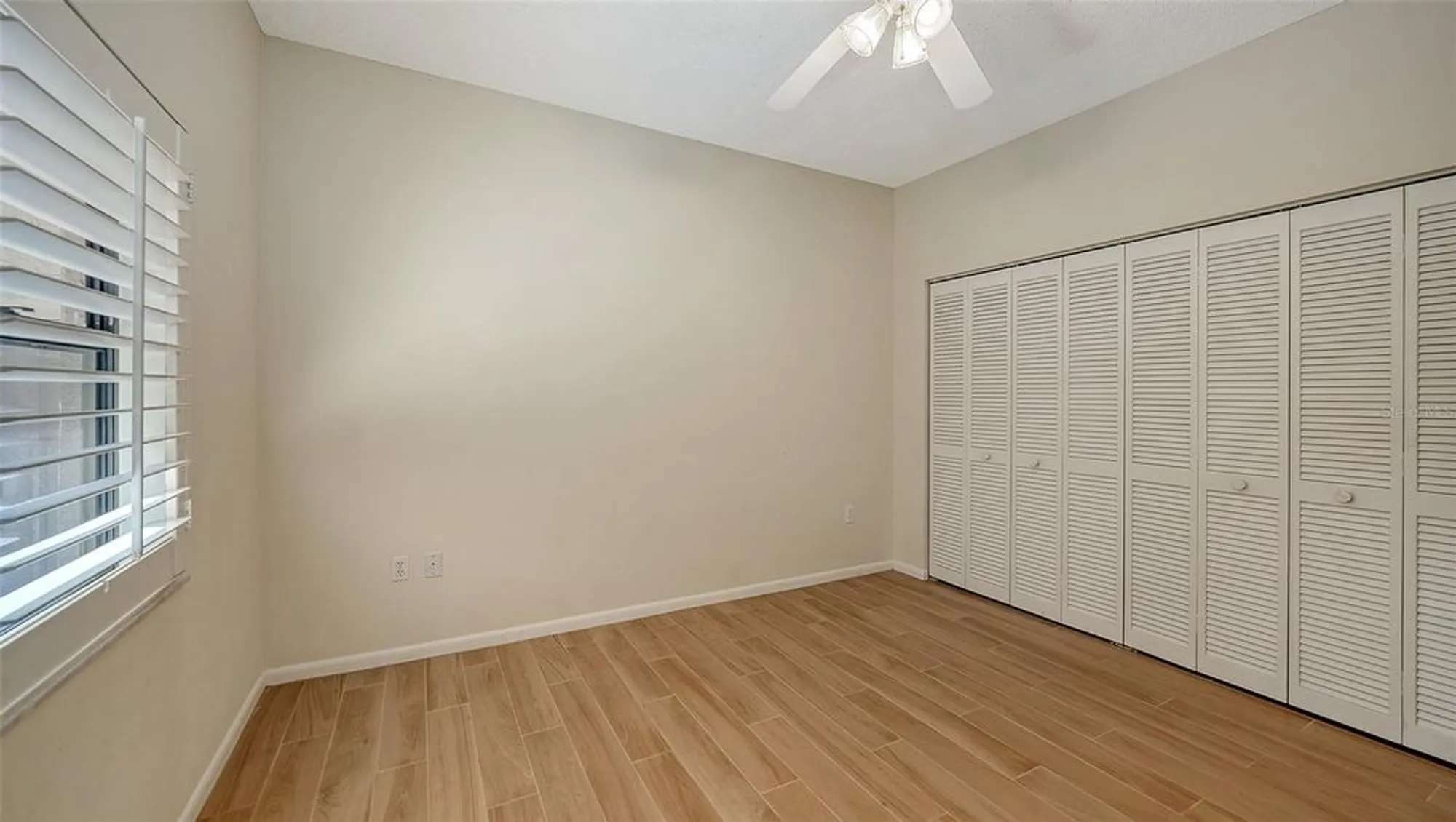 Property Slideshow image 24 of 72 | 1603 starling dr # 101, Sarasota, FL, 34231