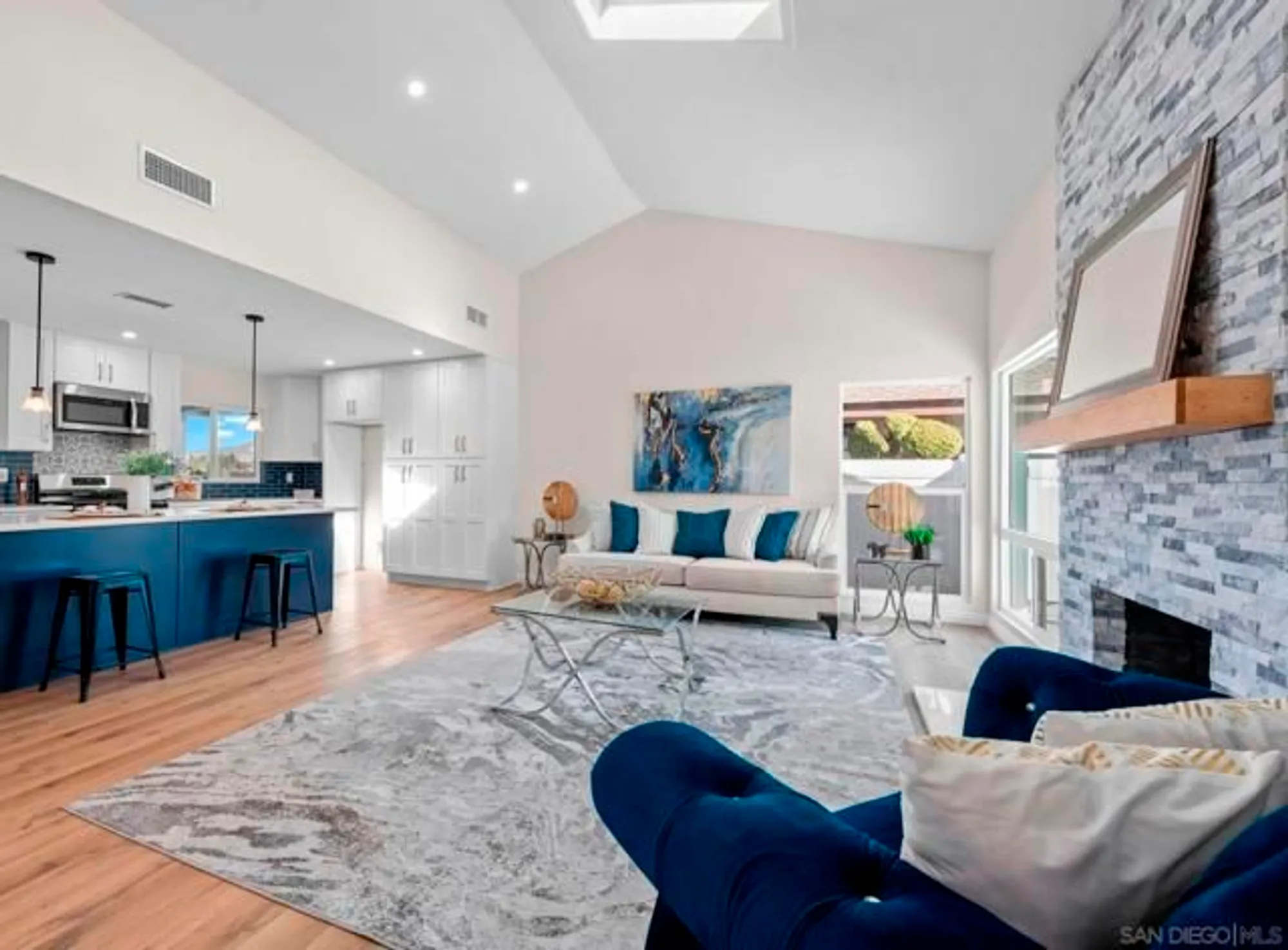 Property Slideshow image 2 of 22 | 12540 lomica dr, San Diego, CA, 92128