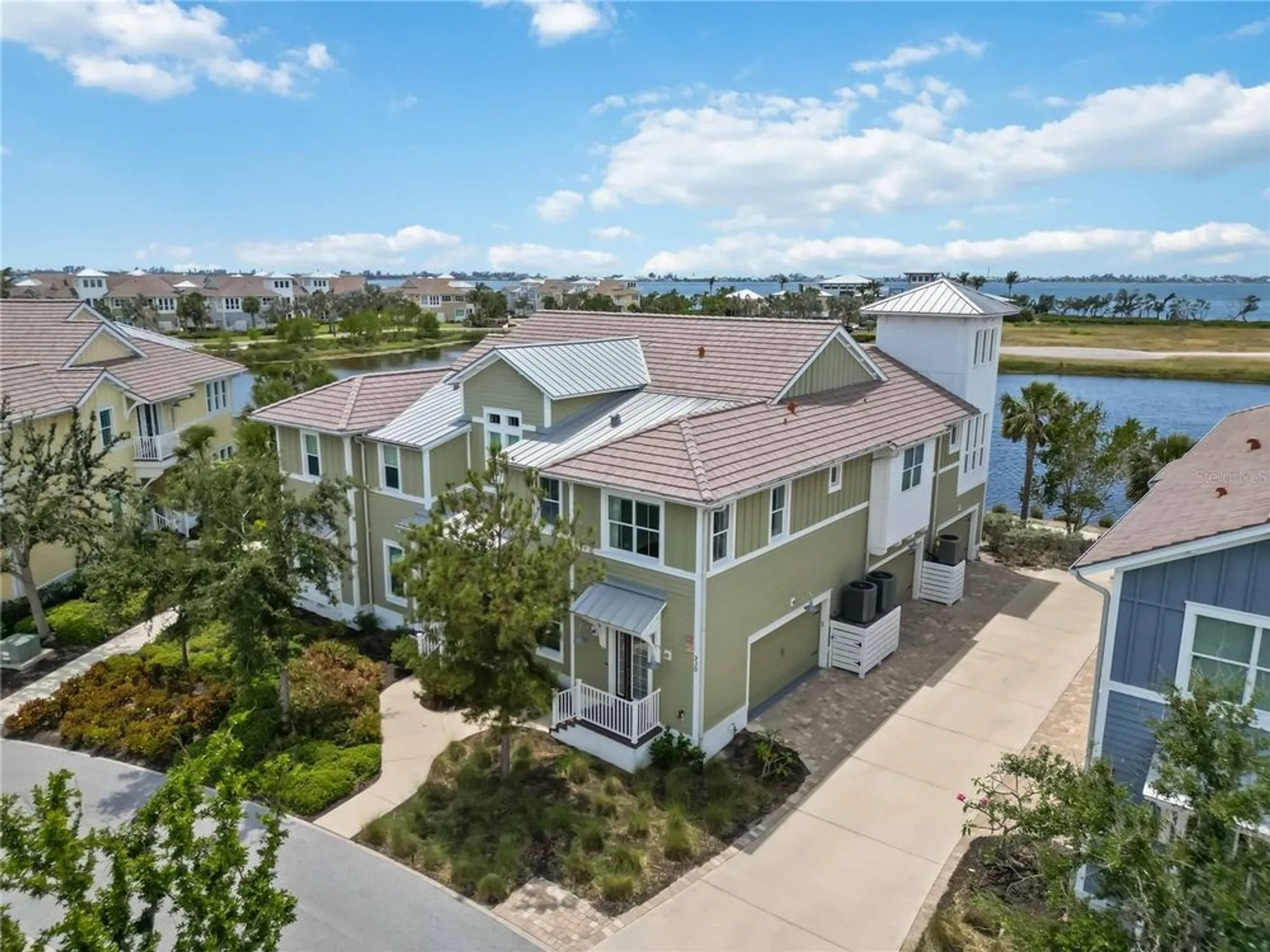 Property Slideshow image 3 of 88 | 230 sapphire lake dr unit 201, Bradenton, FL, 34209