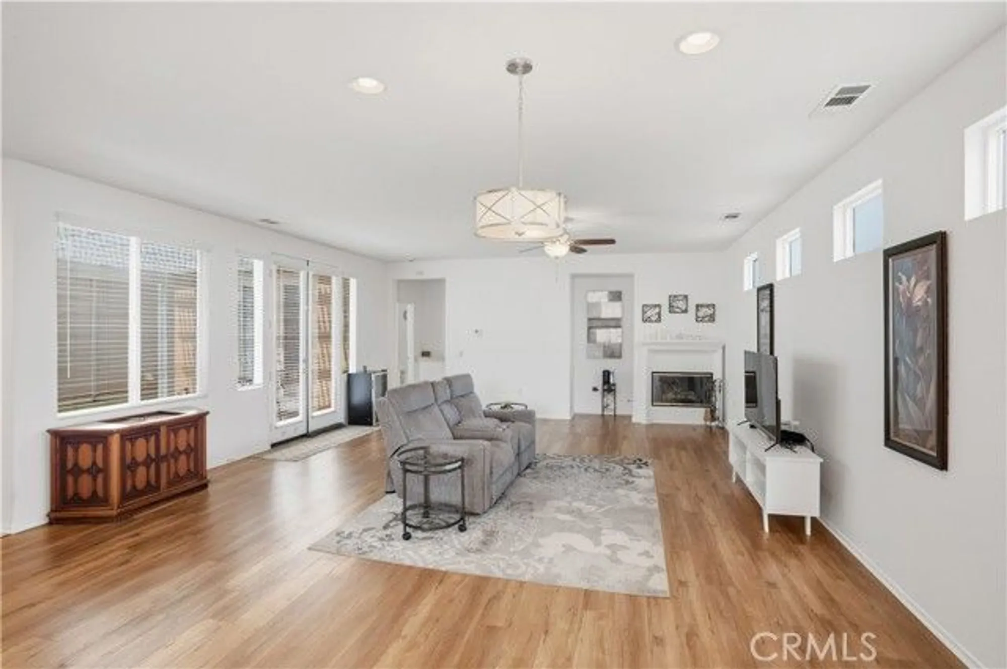 Property Slideshow image 5 of 39 | 8160 doral ln, Hemet, CA, 92545