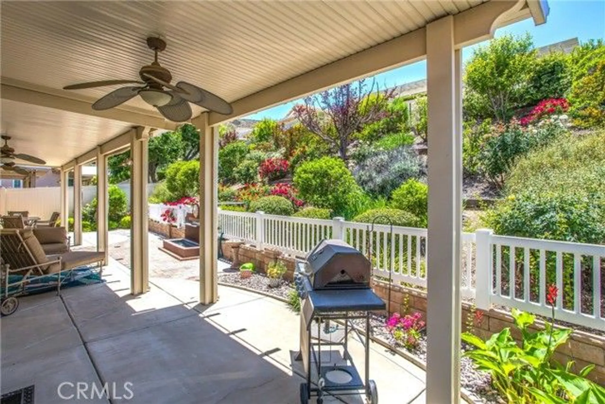 Property Slideshow image 26 of 37 | 2012 melbourne cir, Banning, CA, 92220